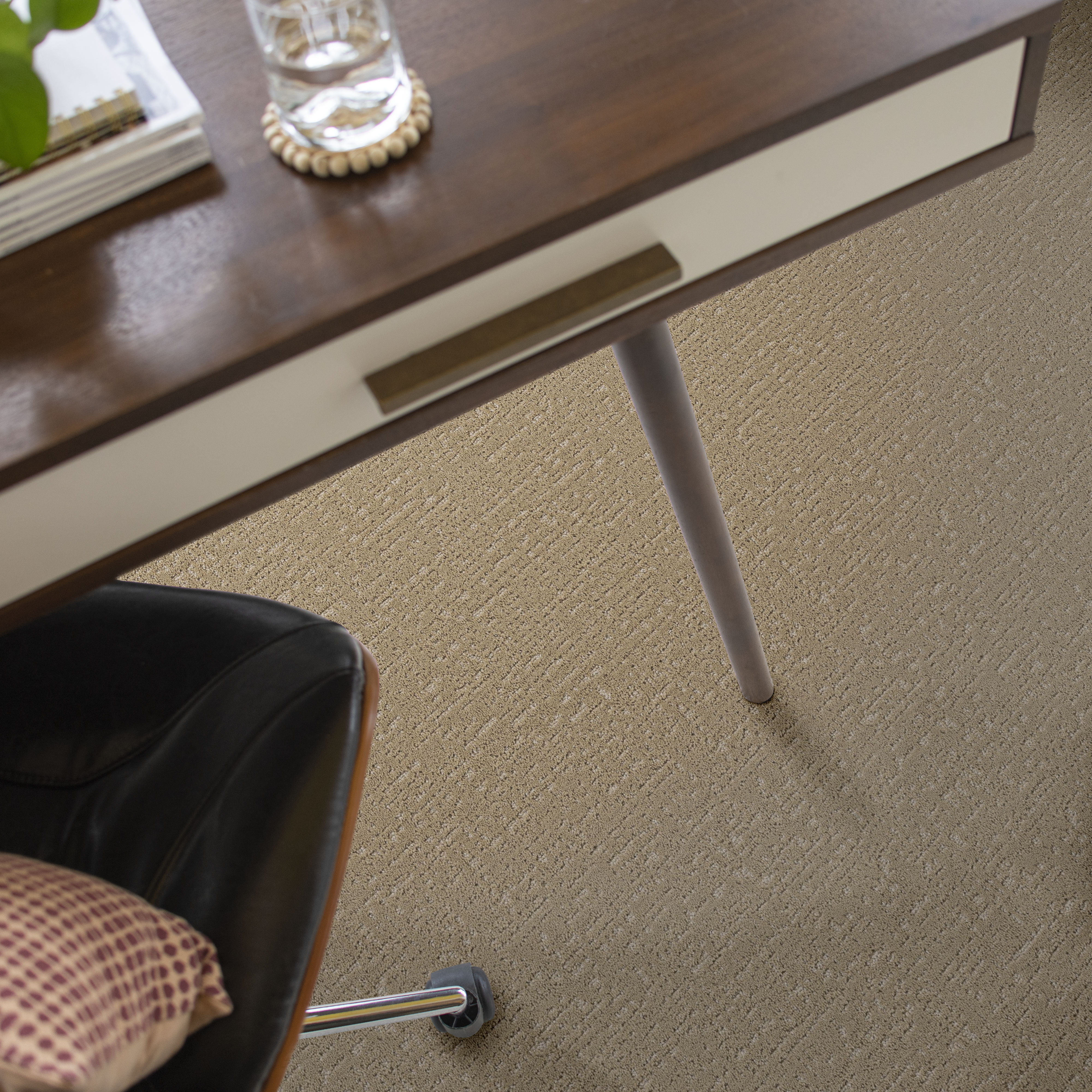 CURATED TONE MIRAGE ROOM in room