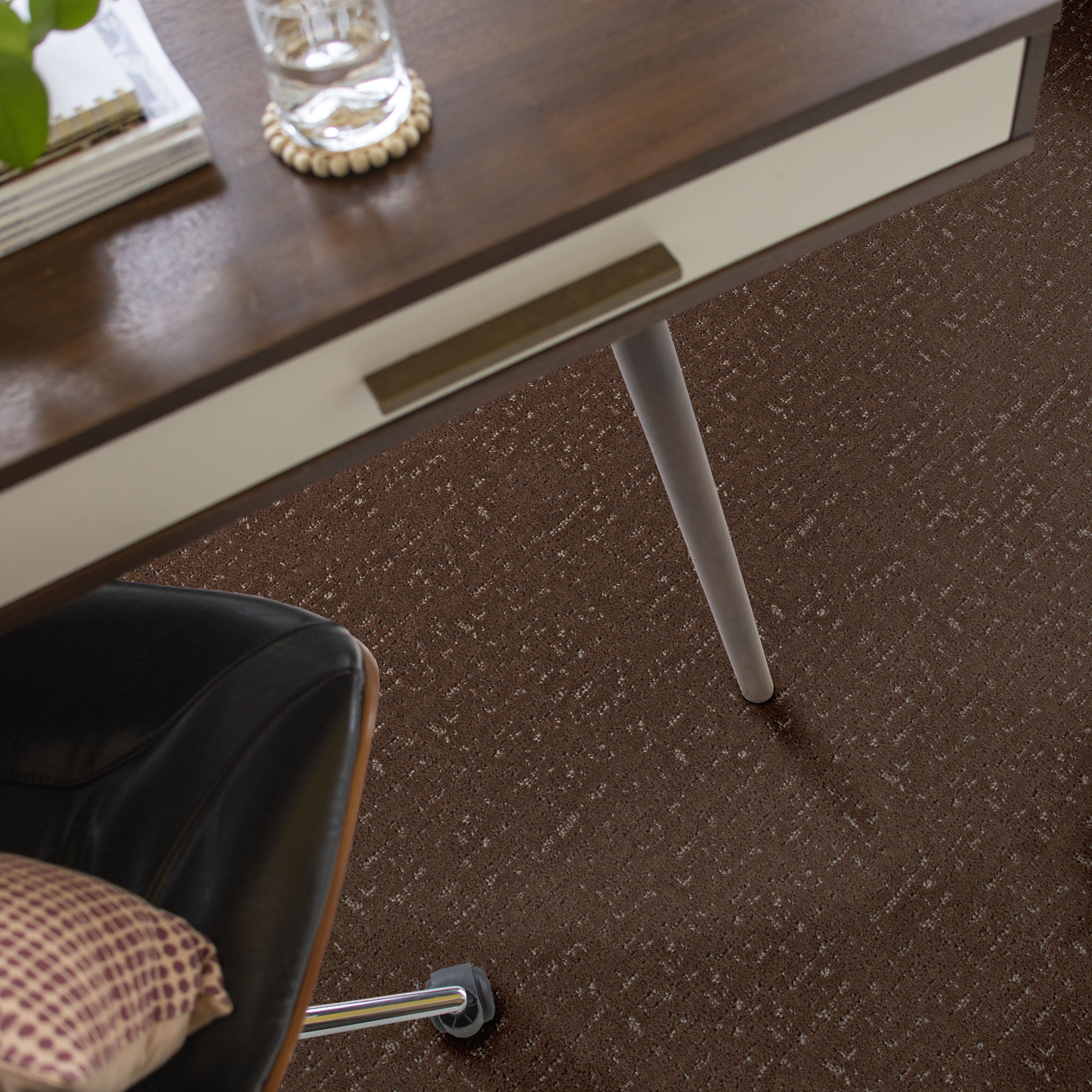 CURATED TONE WARM SUNSET ROOM in room