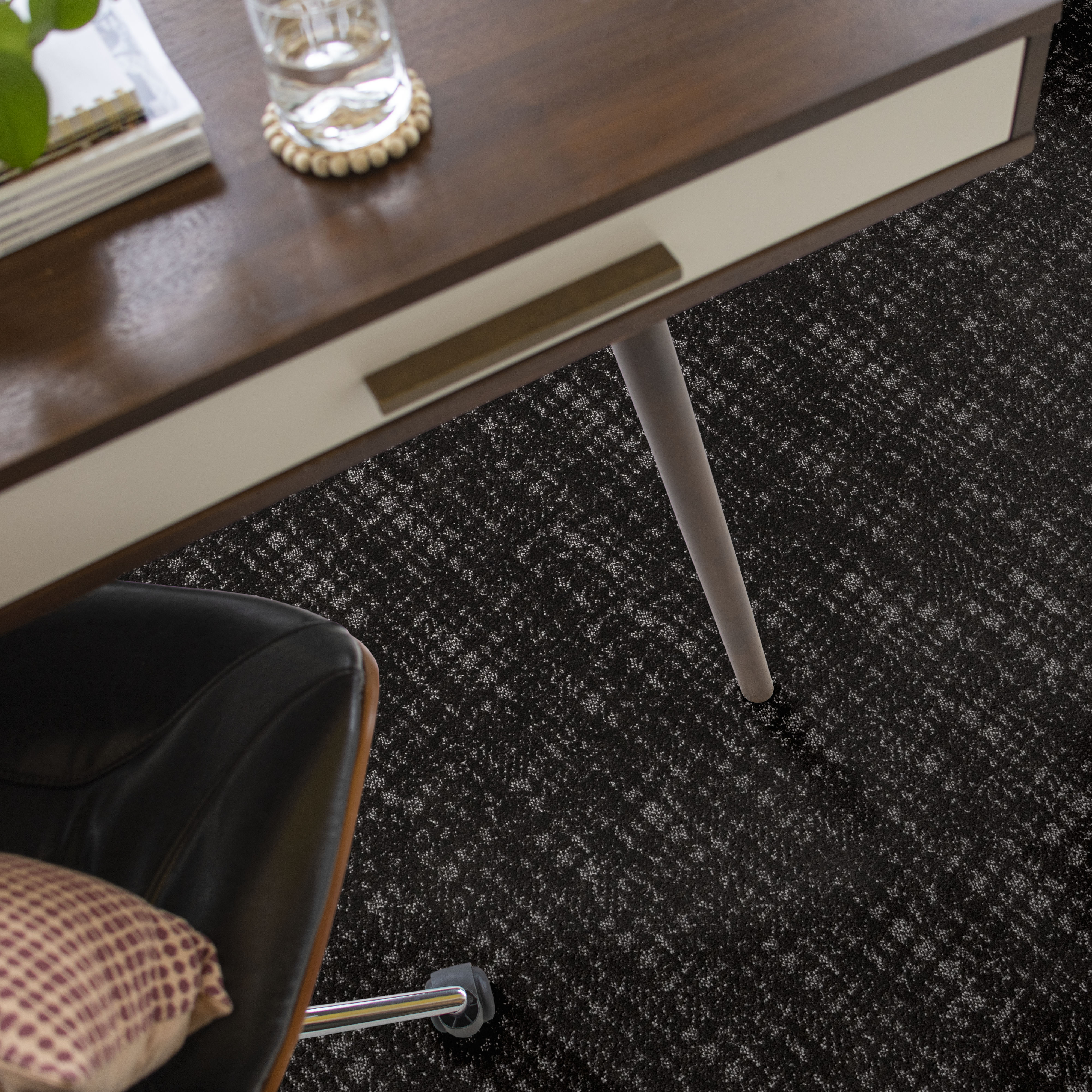 TAILORED CRAFT SABLE ROOM in room