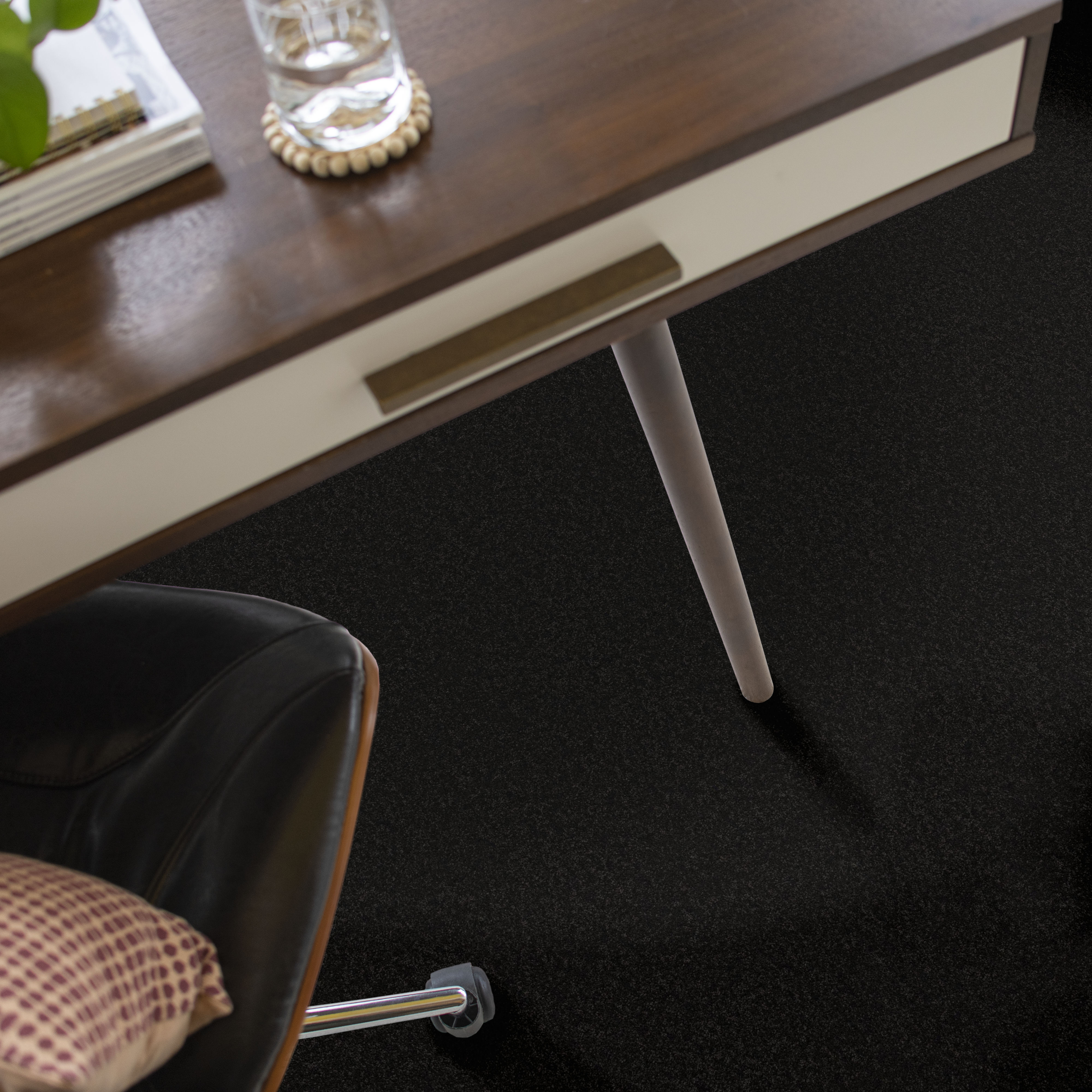 SMOOTH TONE BLUE AFTER DARK ROOM in room