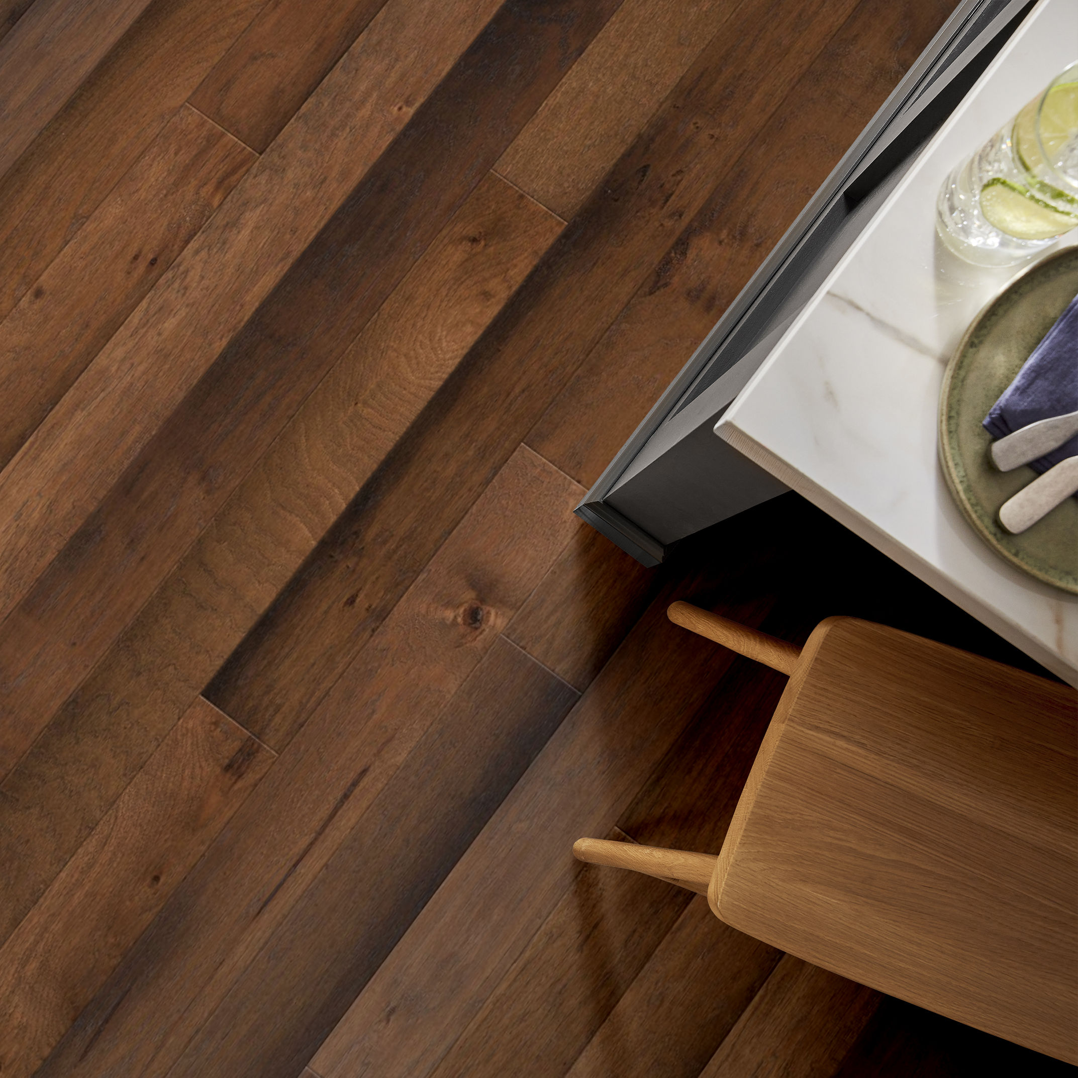 BERNINA HICKORY MURETTO ROOM