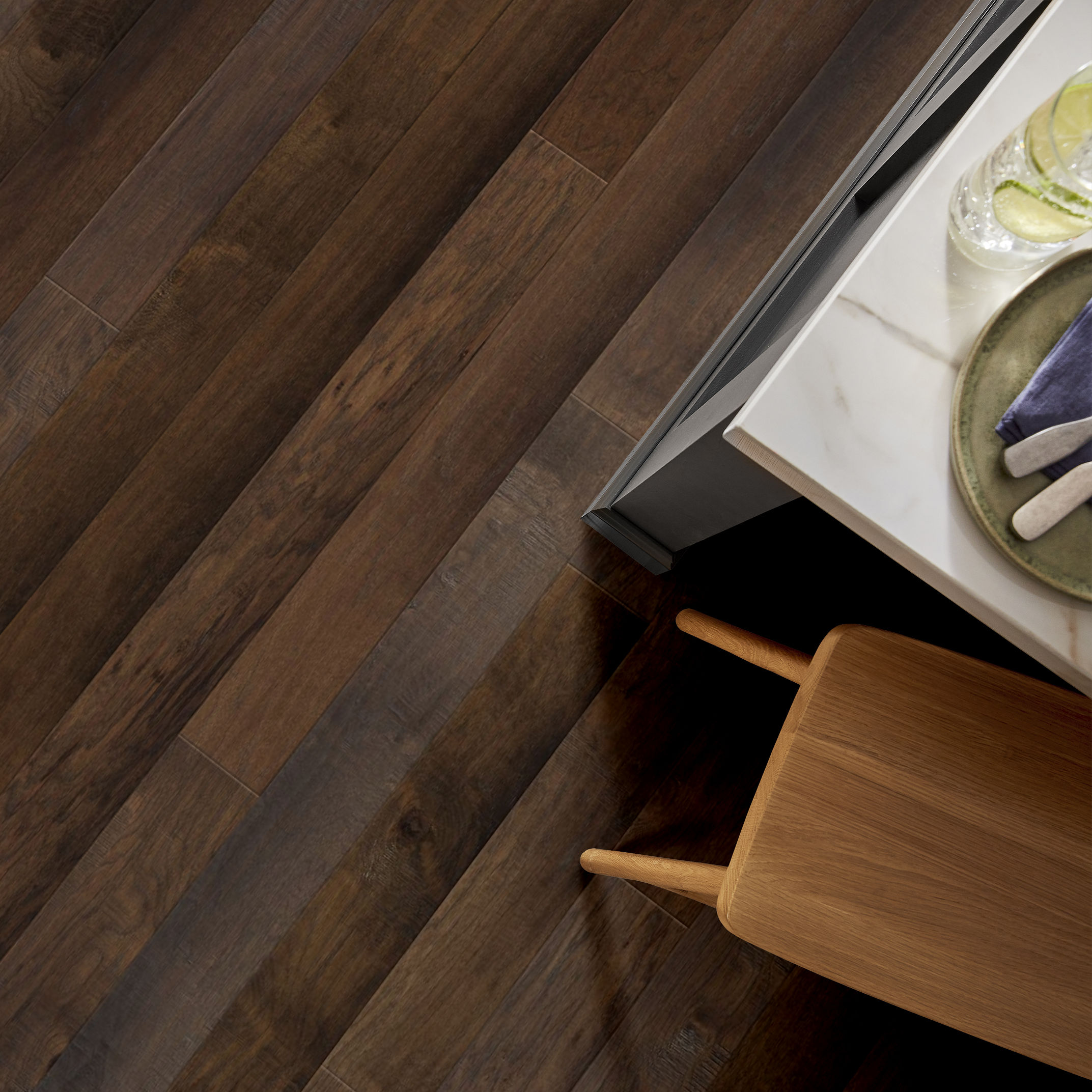 BERNINA HICKORY SELLA ROOM