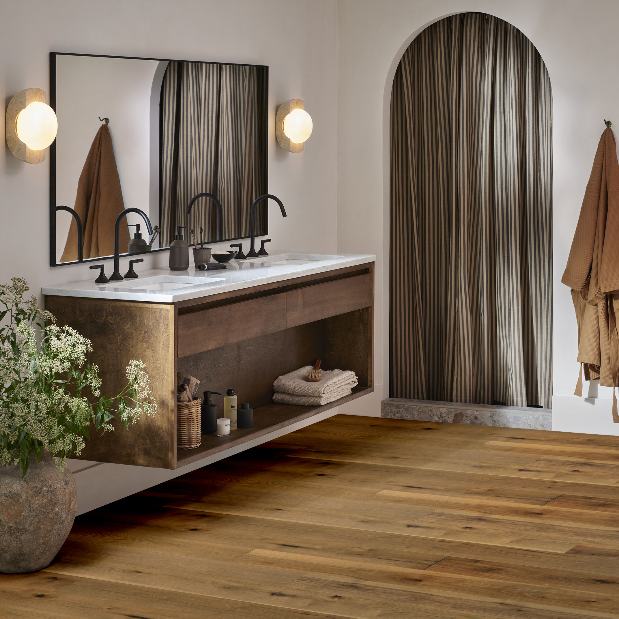 TRANSCENDENCE ASCENT ROOM