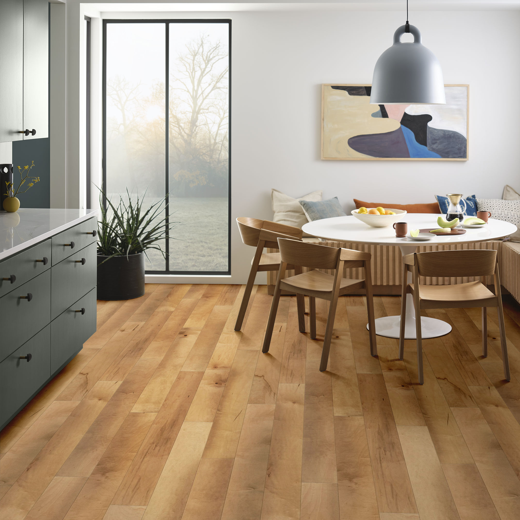 ELLISON MAPLE CHARISMATIC ROOM