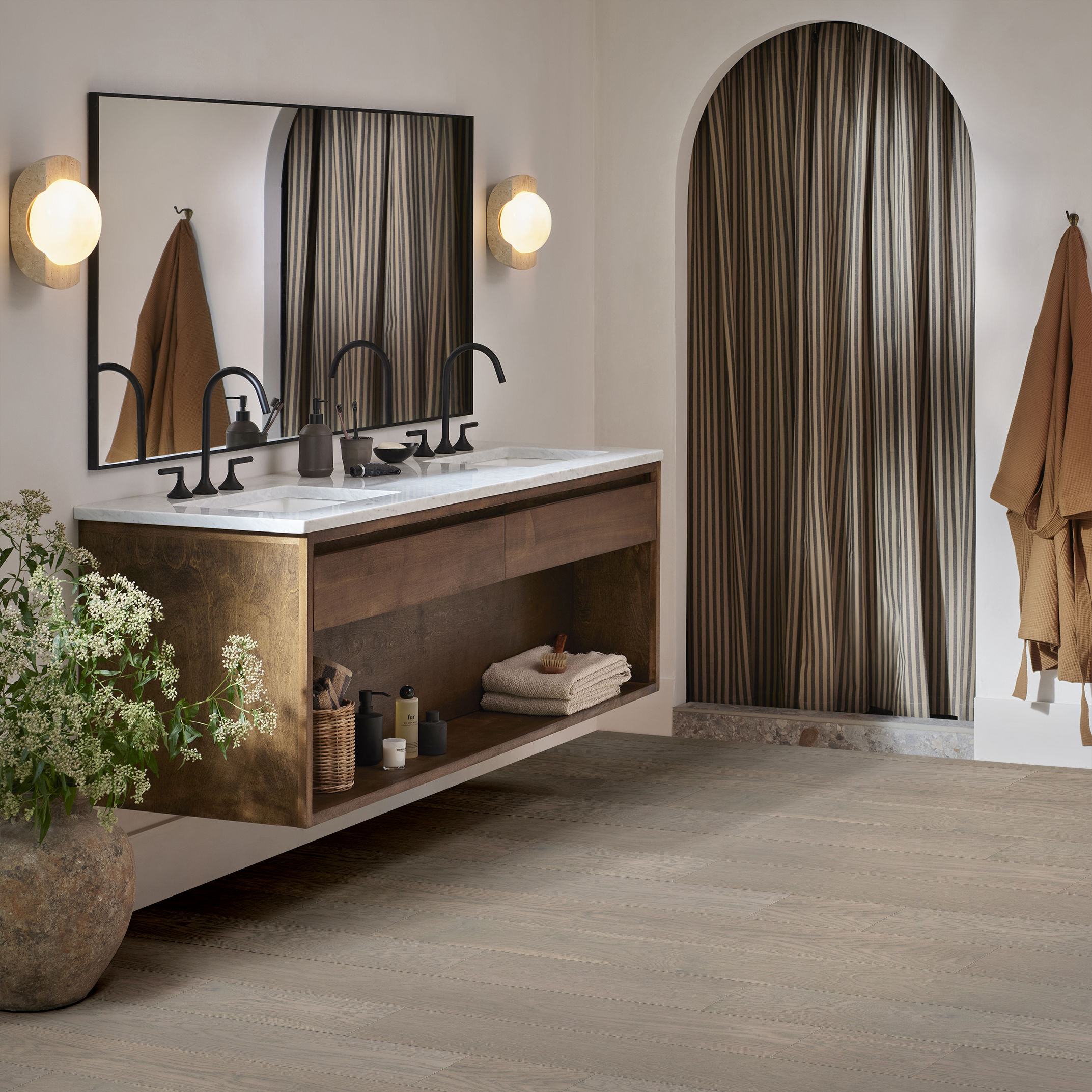 KENSINGTON PEMBRIDGE ROOM