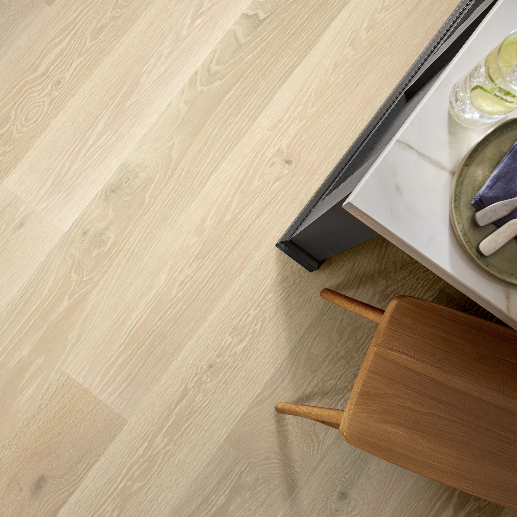 NATURAL TIMBERS SMOOTH WILLOW SMOOTH ROOM