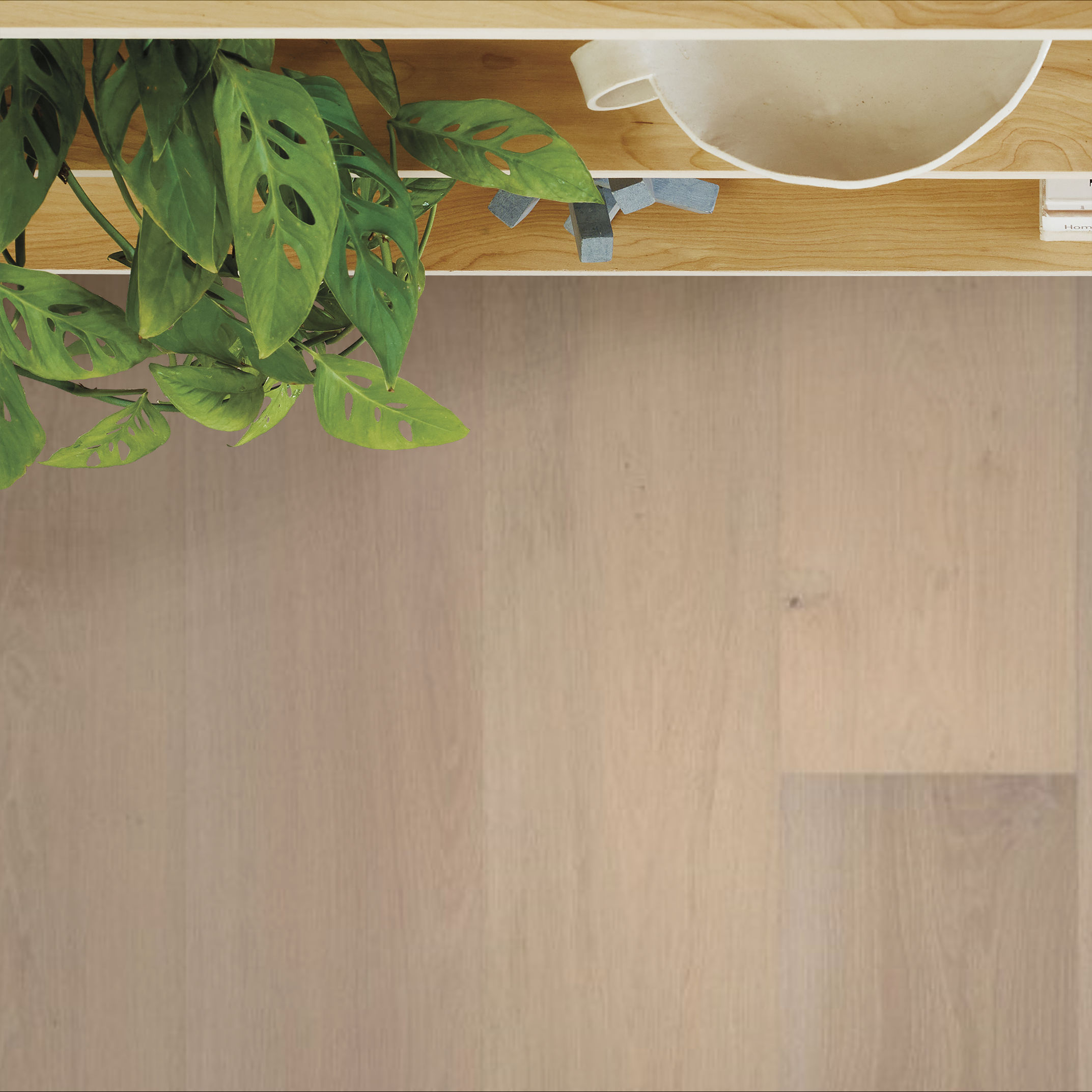 GRAND ESTATE SUTTON COURT ROOM