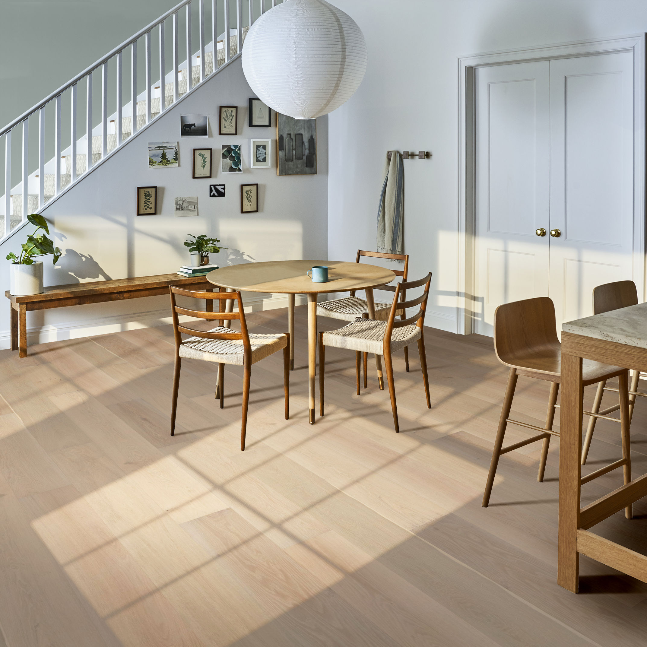 GRAND ESTATE SUTTON COURT ROOM