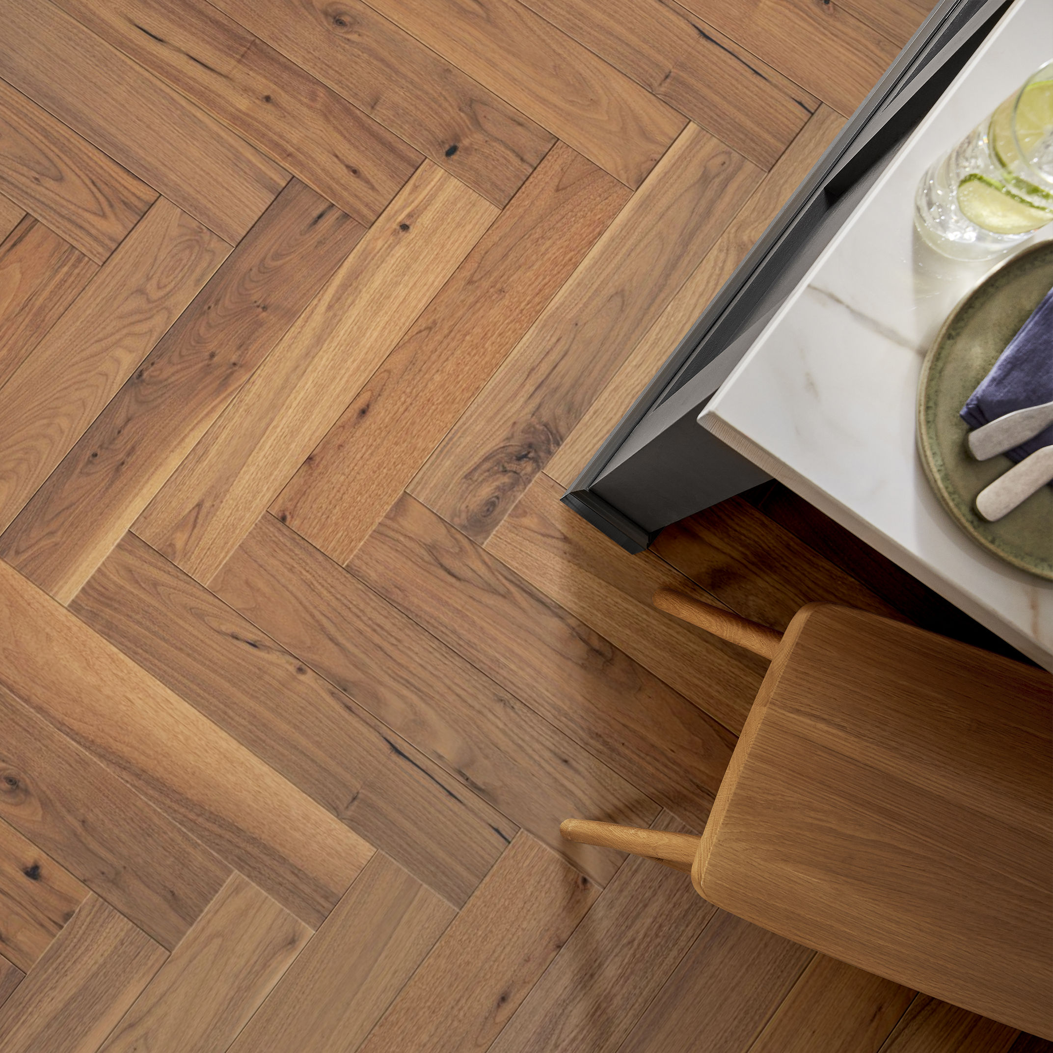 REVIVAL WALNUT HERRINGBONE SIROCCA ROOM