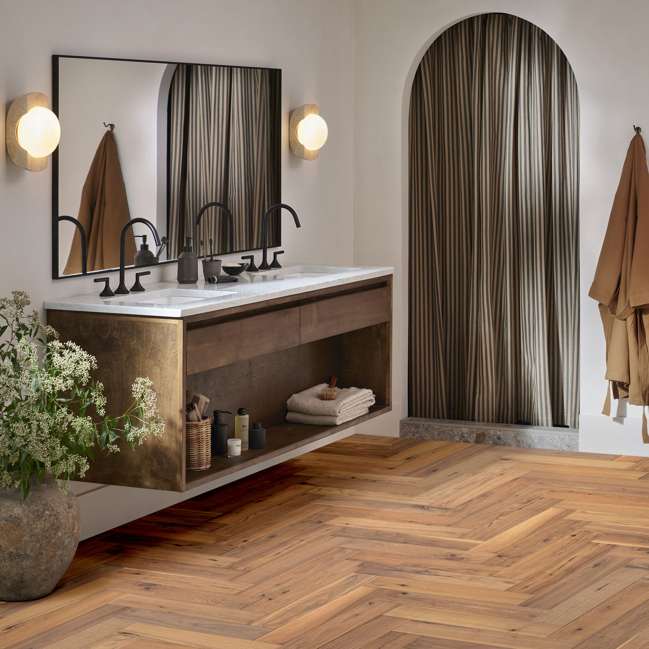 REVIVAL WALNUT HERRINGBONE SIROCCA ROOM