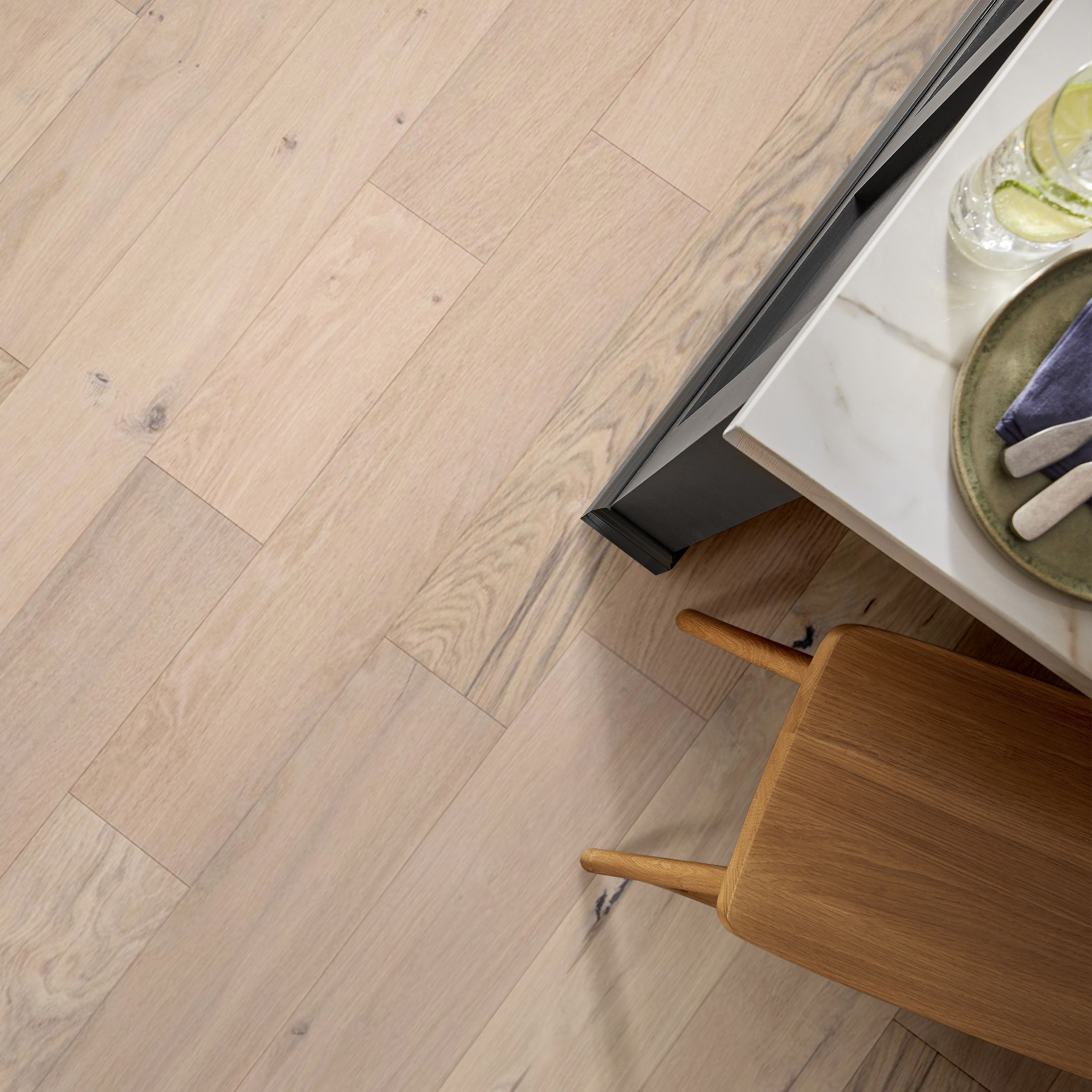 CONFECTION MACAROON ROOM