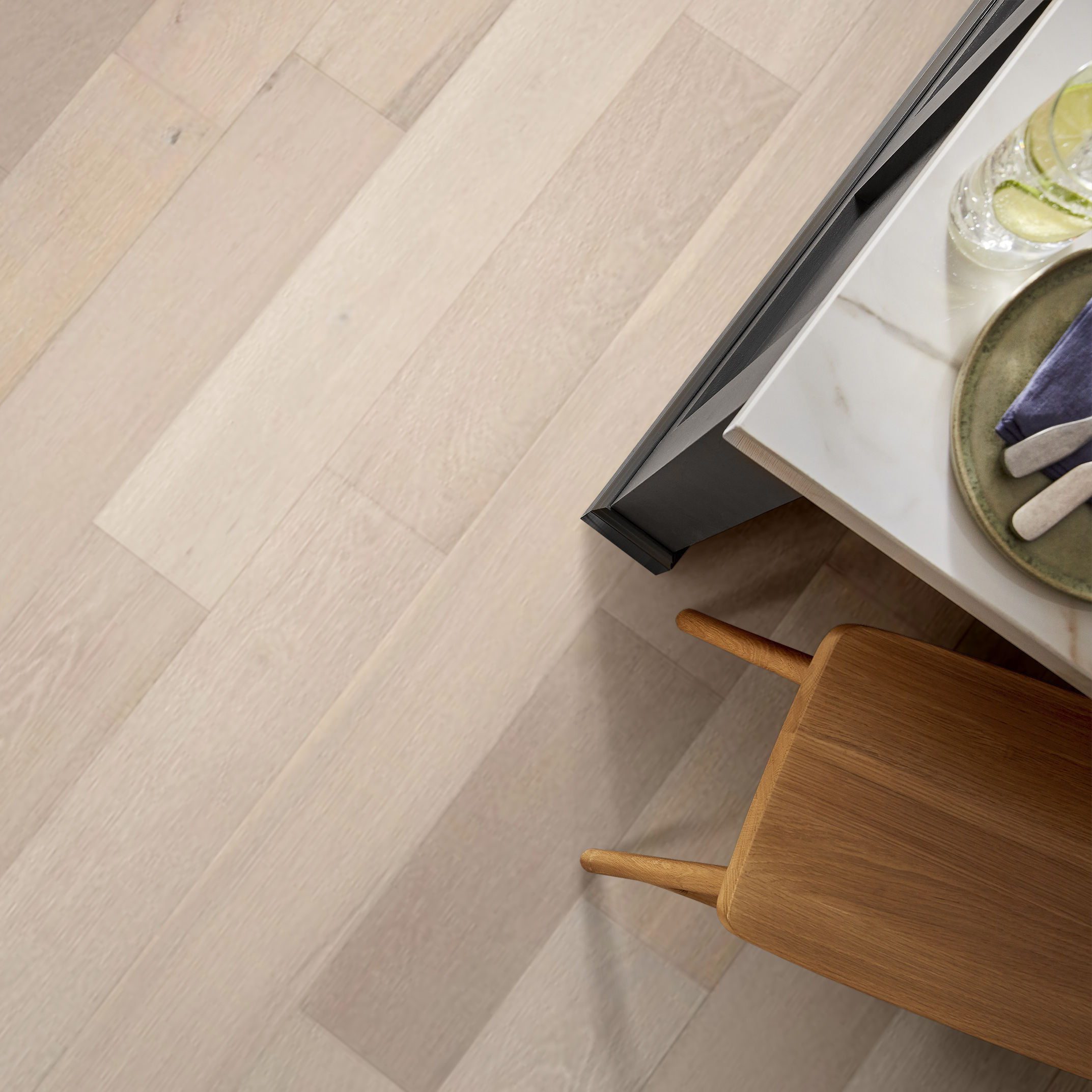 COAST TO COAST CABANA ROOM