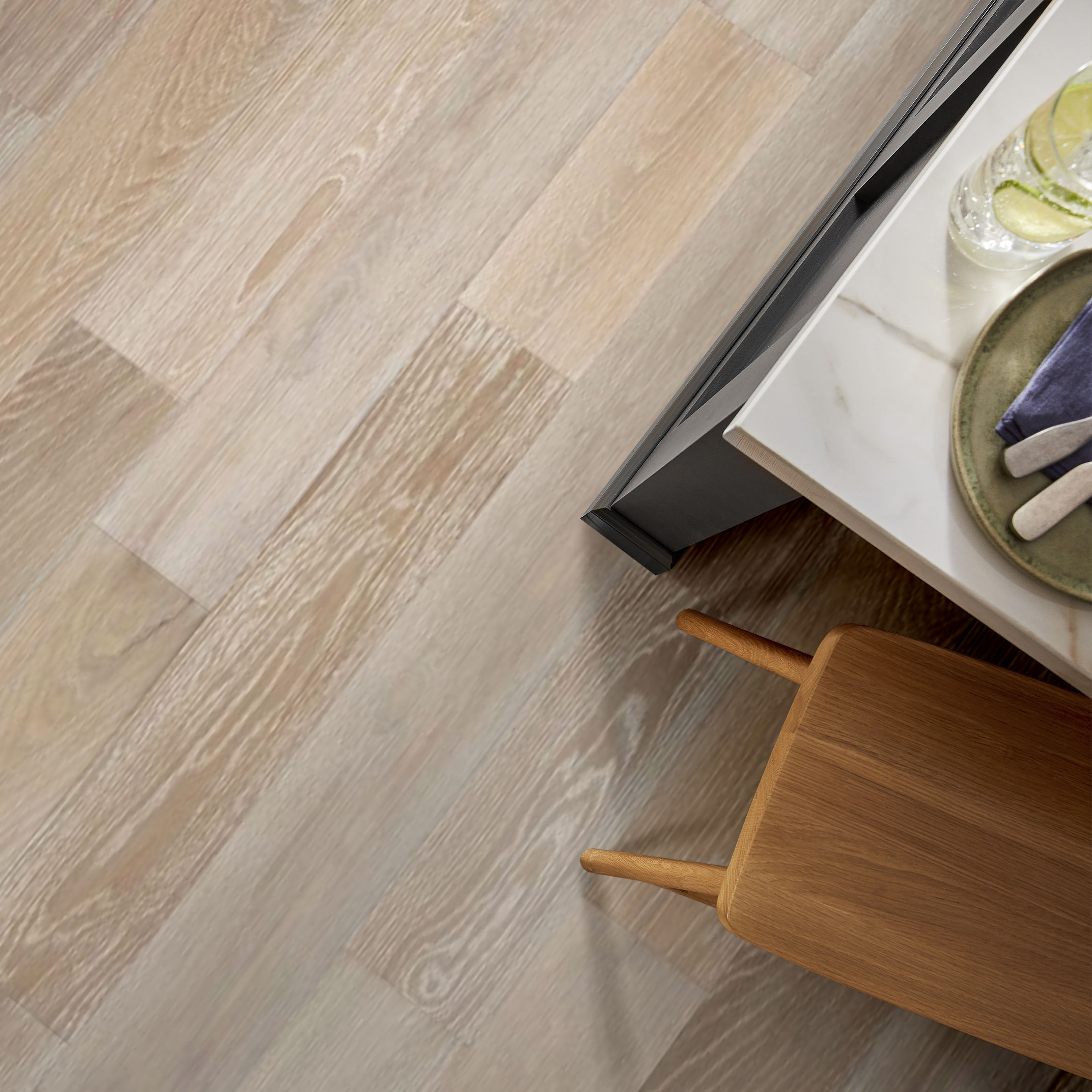 COAST TO COAST TIDEPOOL ROOM