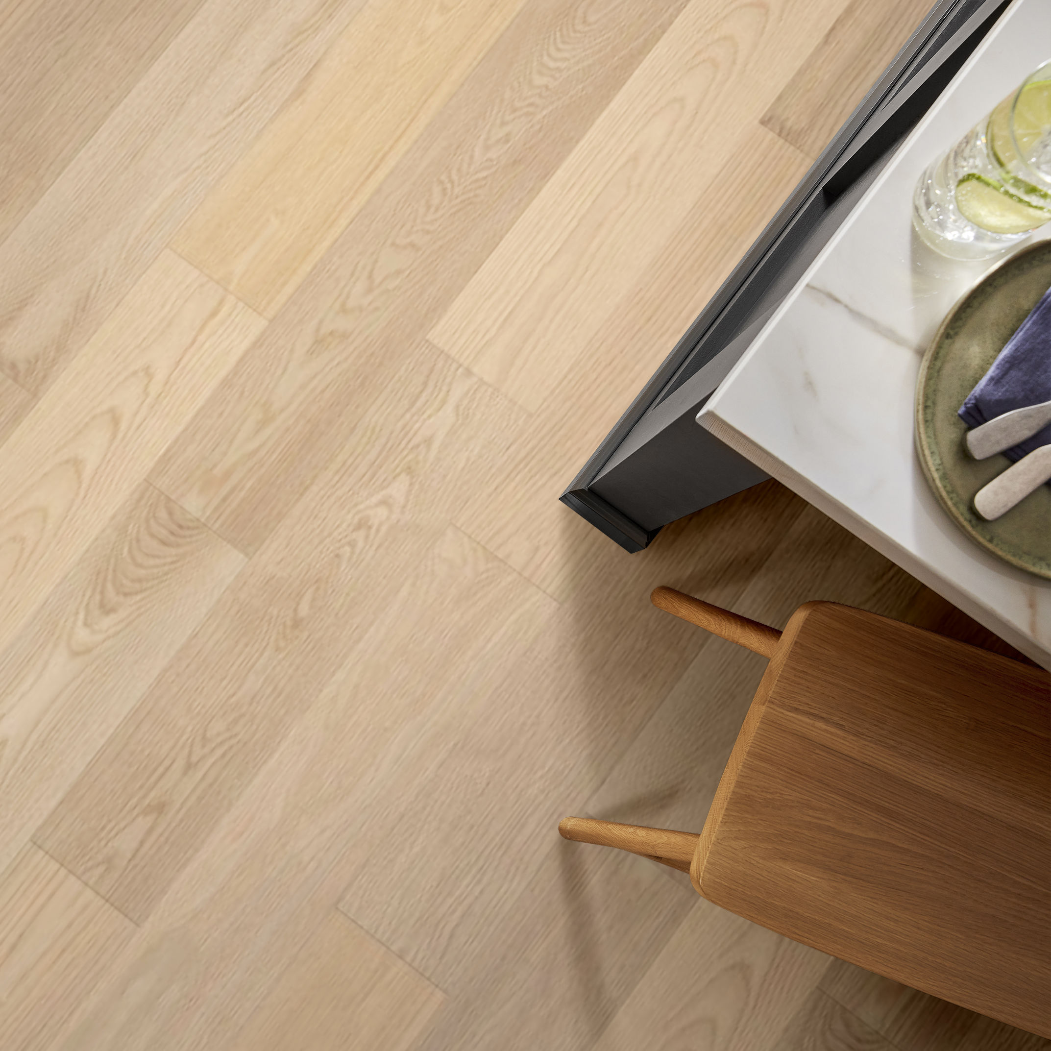 EUROPEAN ASH PARFAIT ROOM