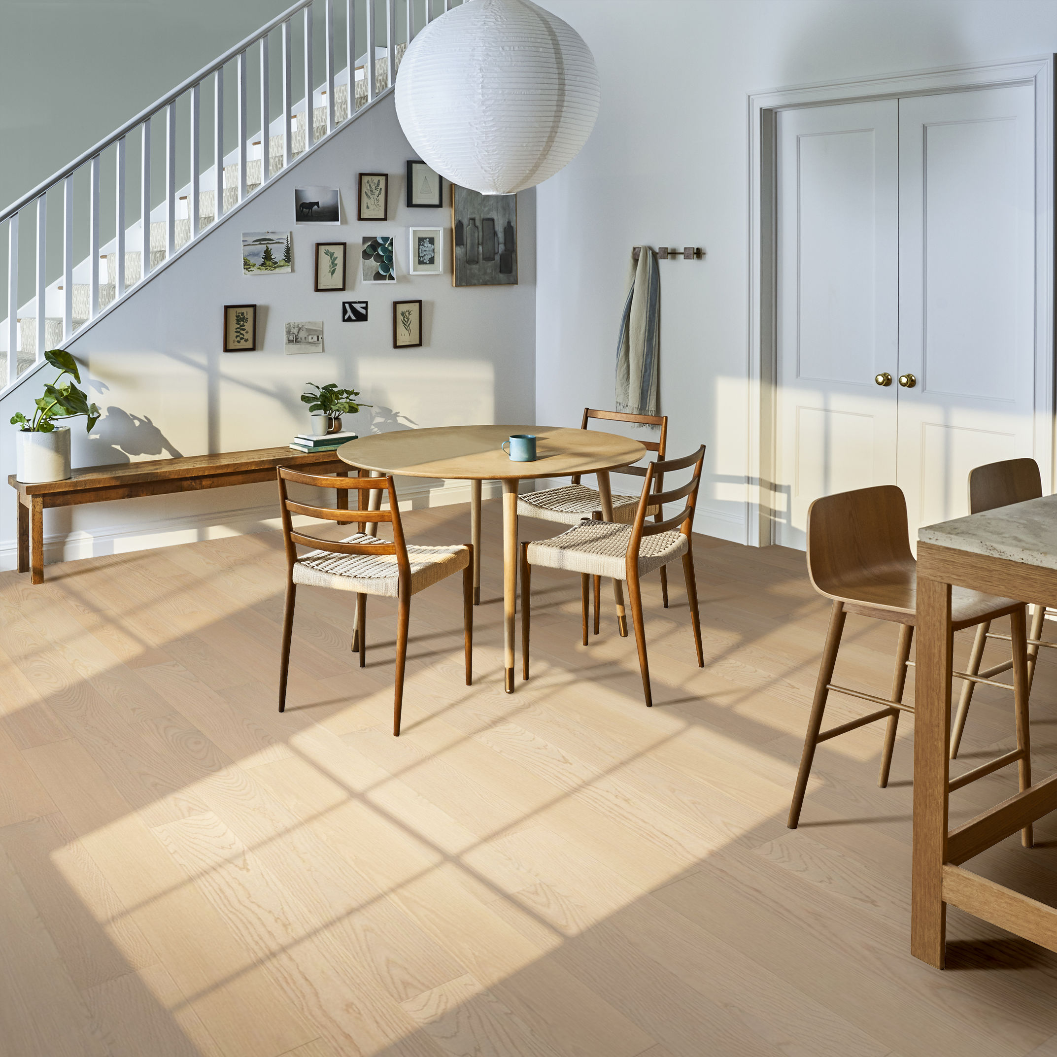 EUROPEAN ASH PLAZA ROOM