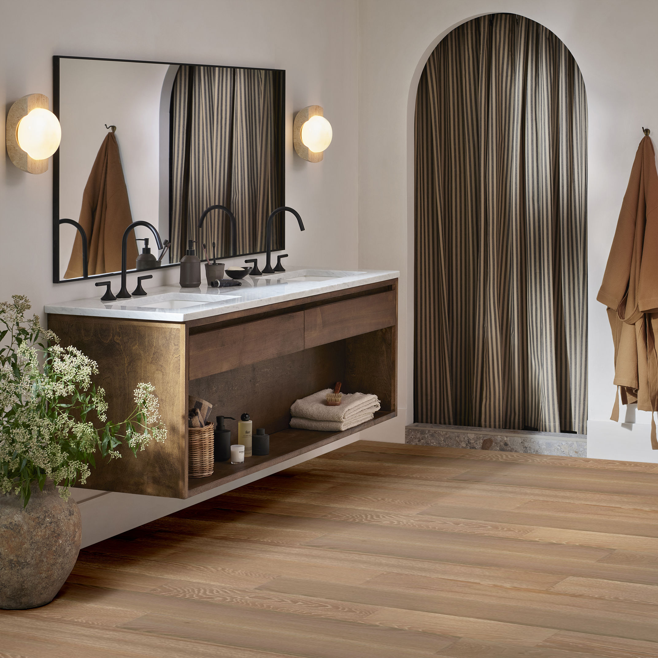 EUROPEAN ASH BALLET ROOM