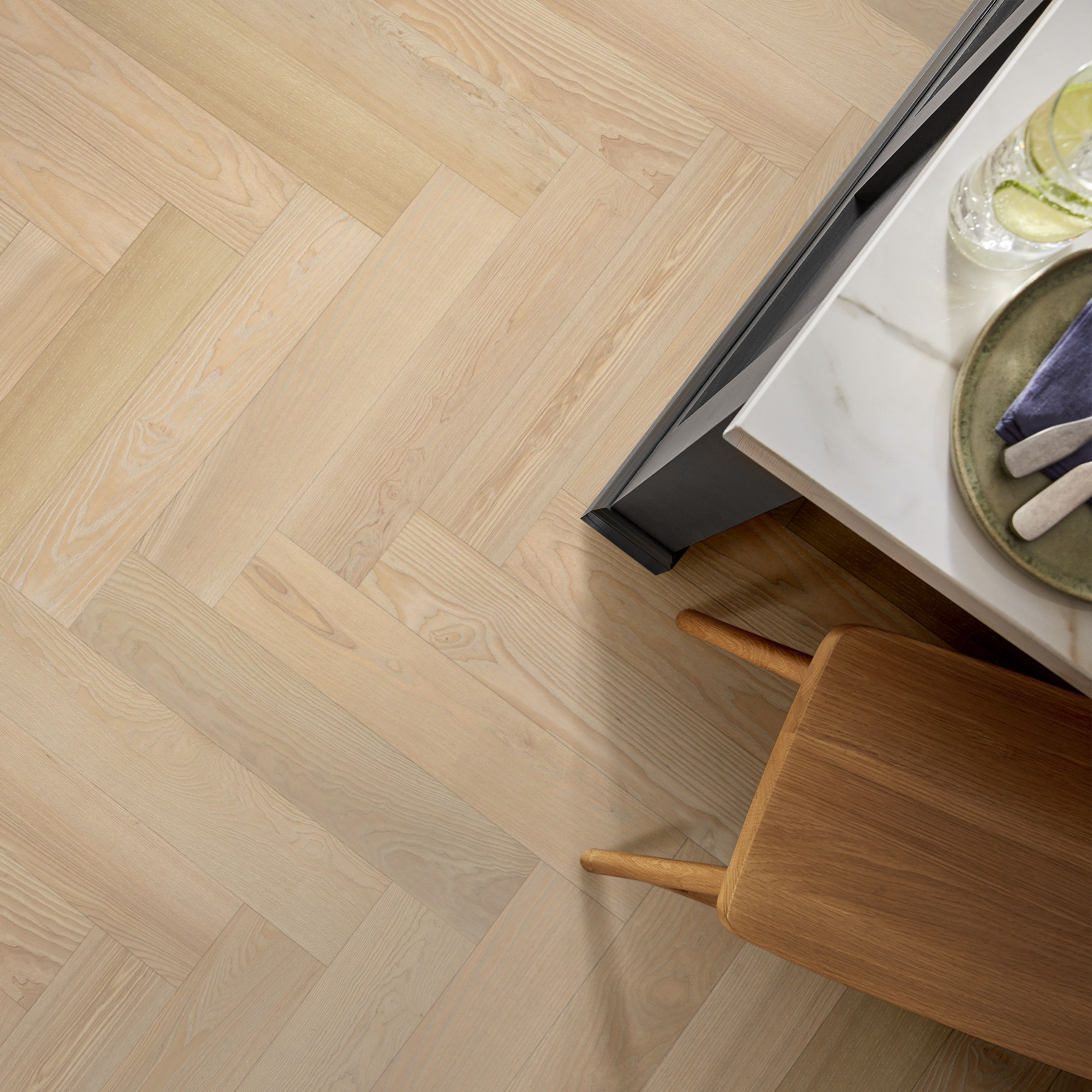 EUROPEAN ASH HERRINGBONE METRO ROOM