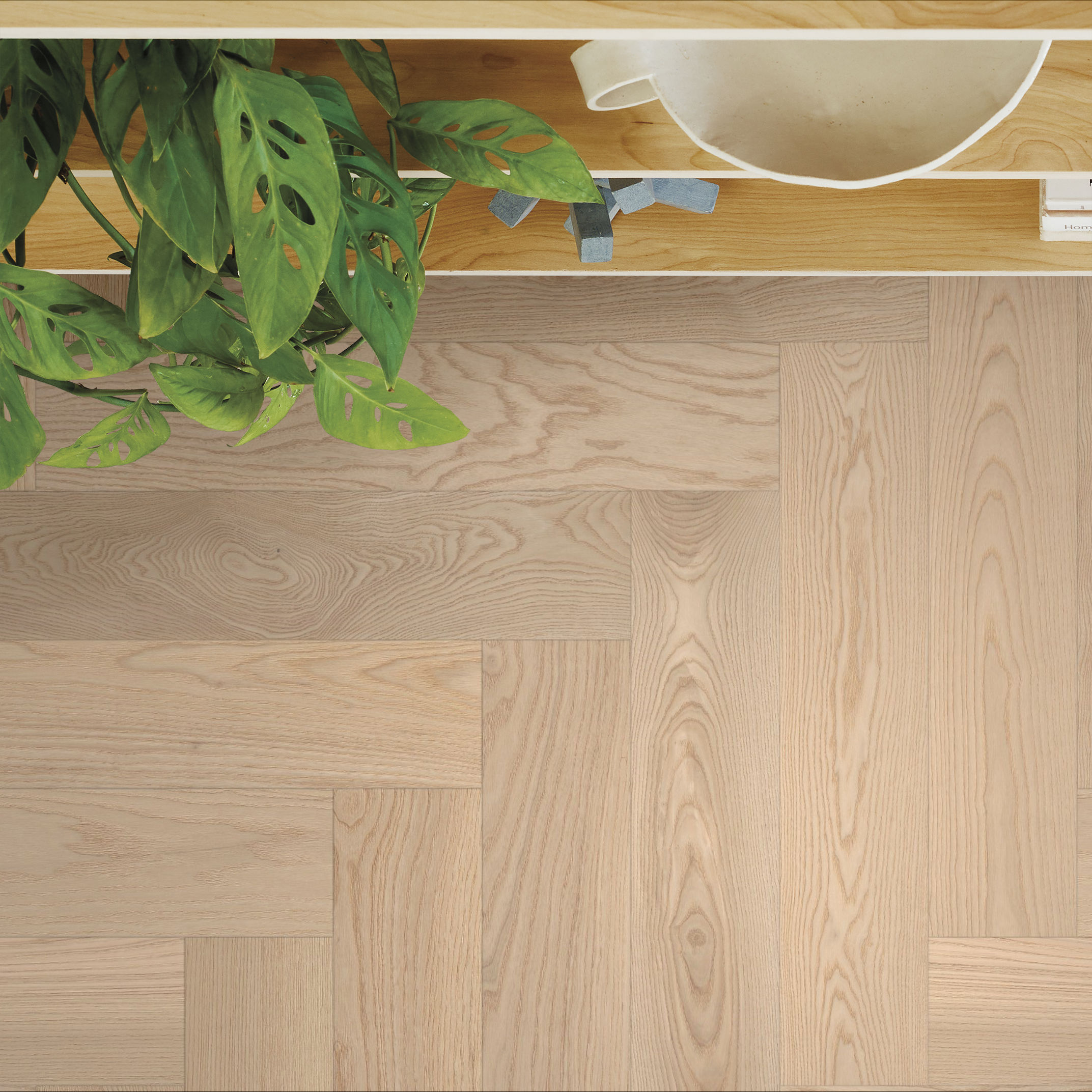 EUROPEAN ASH HERRINGBONE PARFAIT ROOM