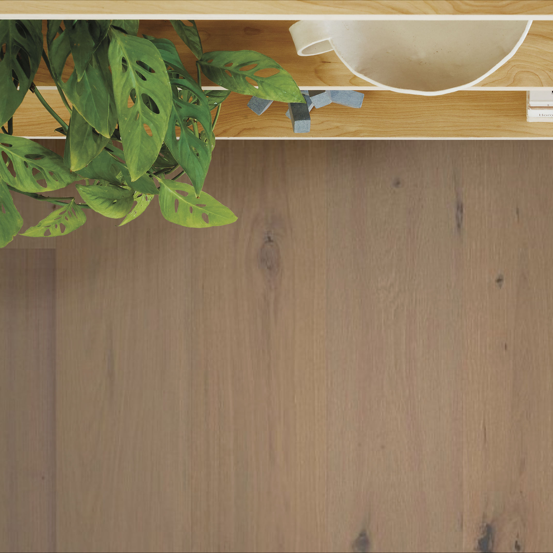 CHATEAU OAK PARLOR ROOM