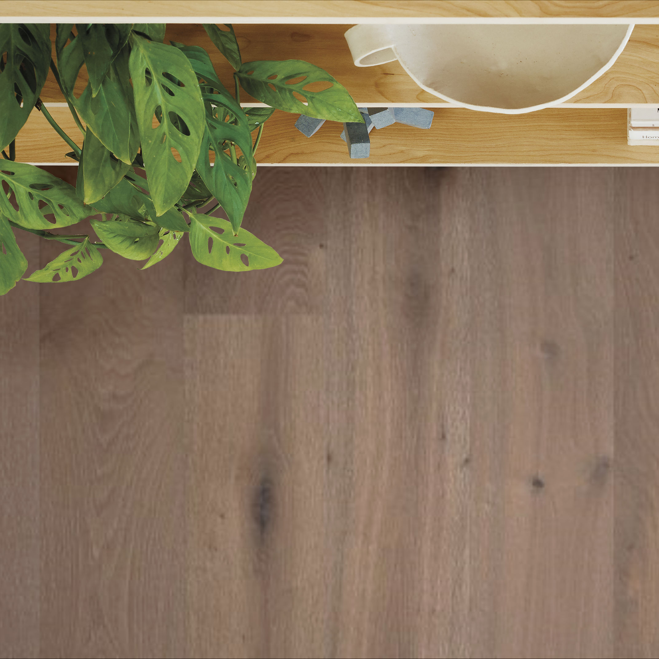 METALLICS II PLATINUM ROOM