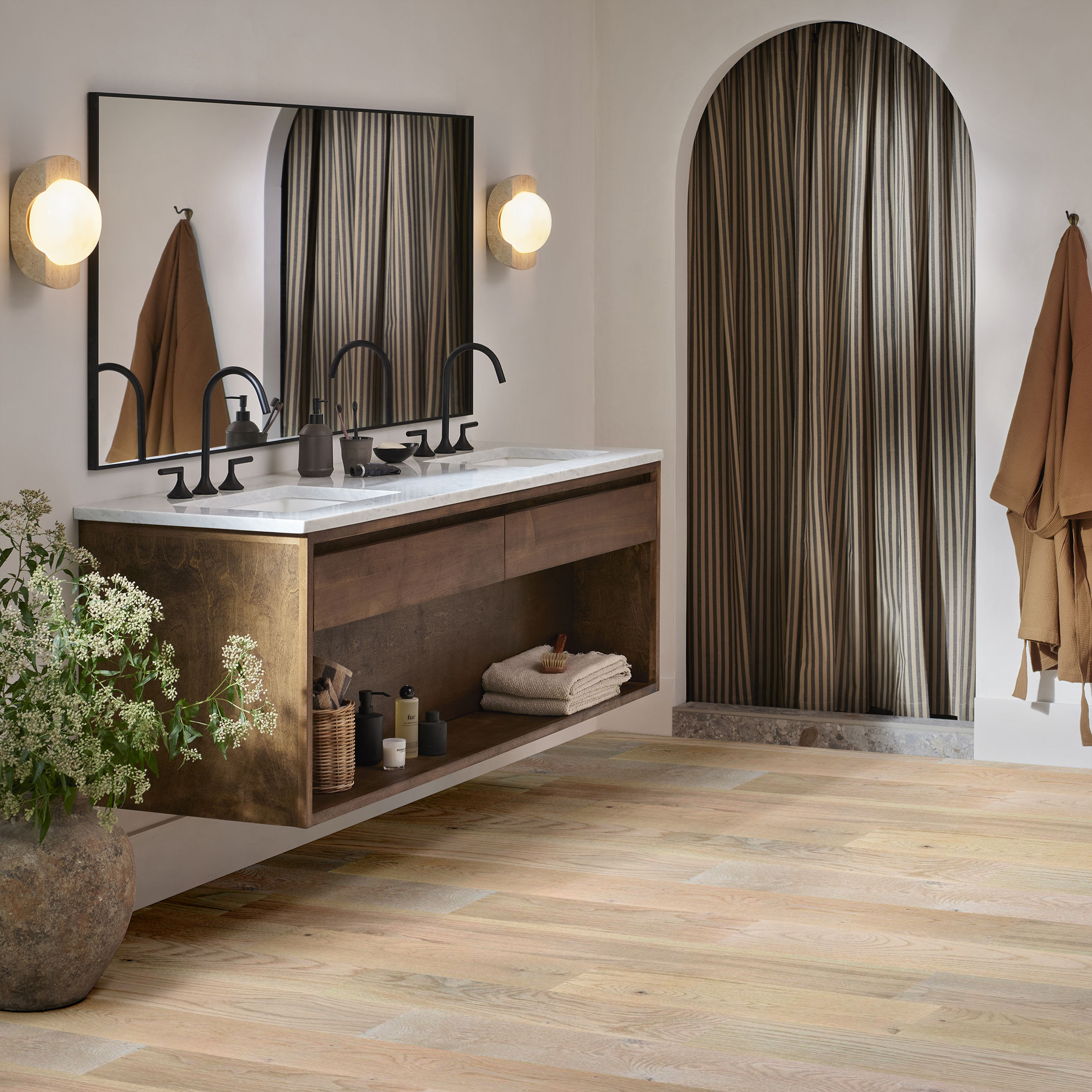 METALLICS II PEWTER ROOM