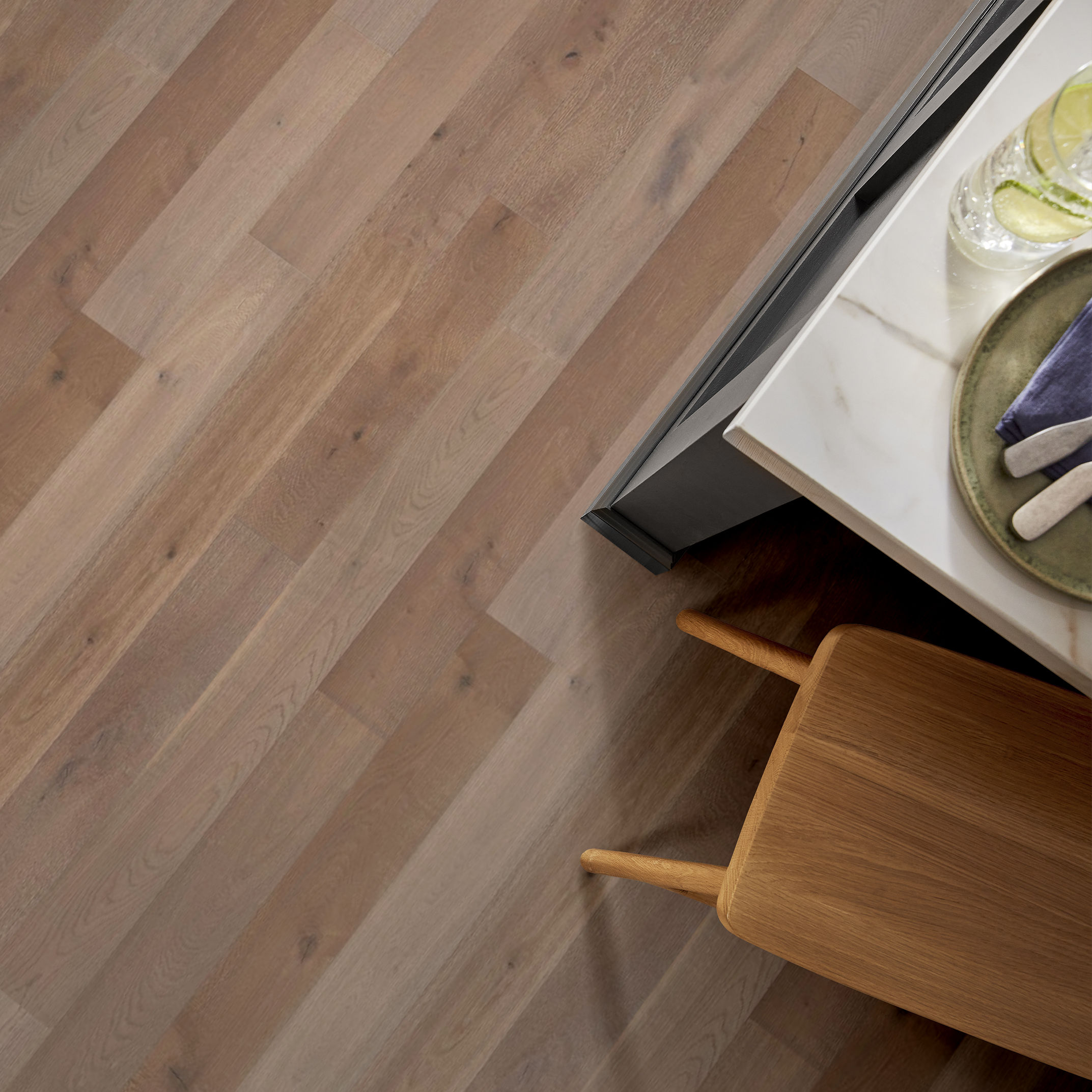 METALLICS II AGED SILVER ROOM