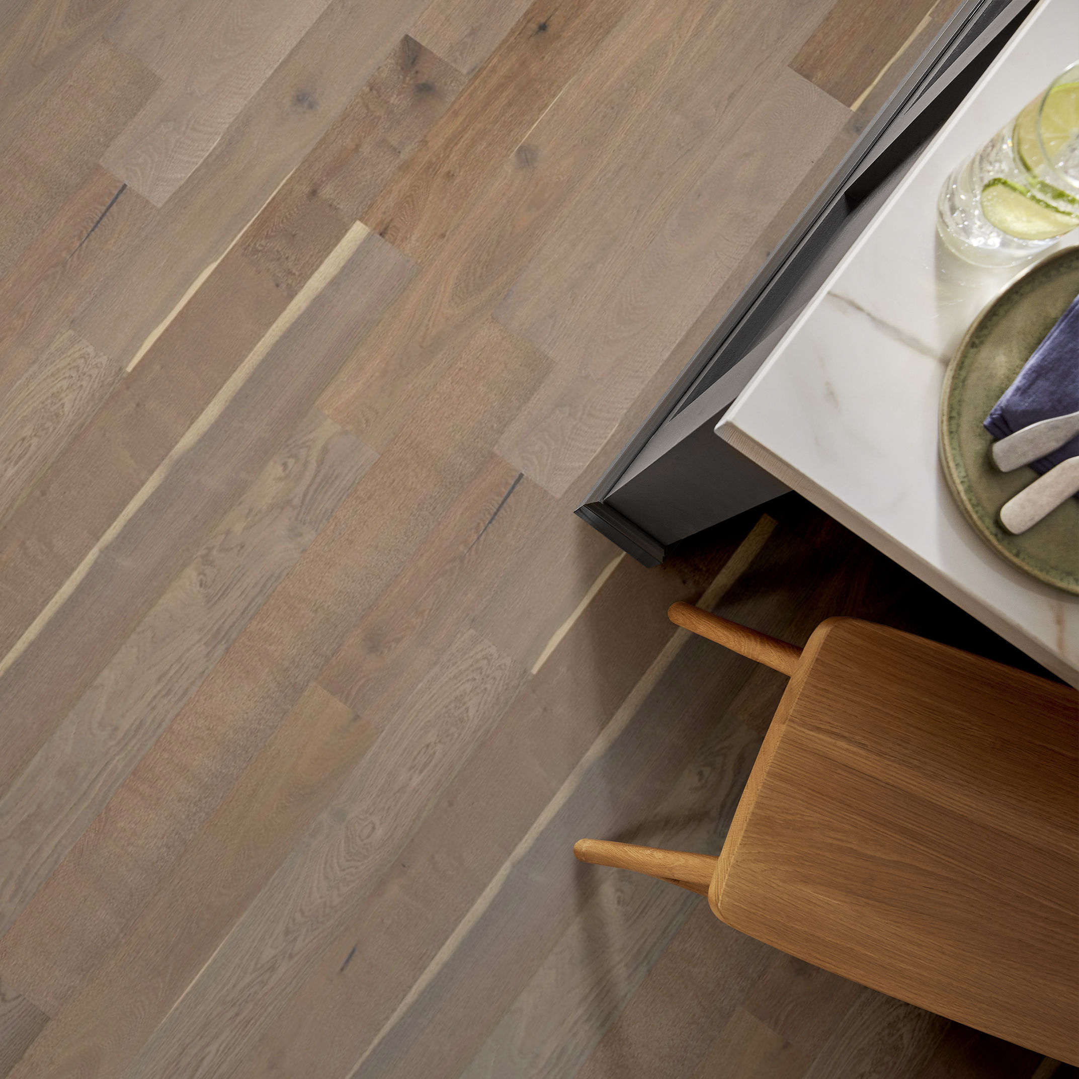 METALLICS II MODERN BRONZE ROOM