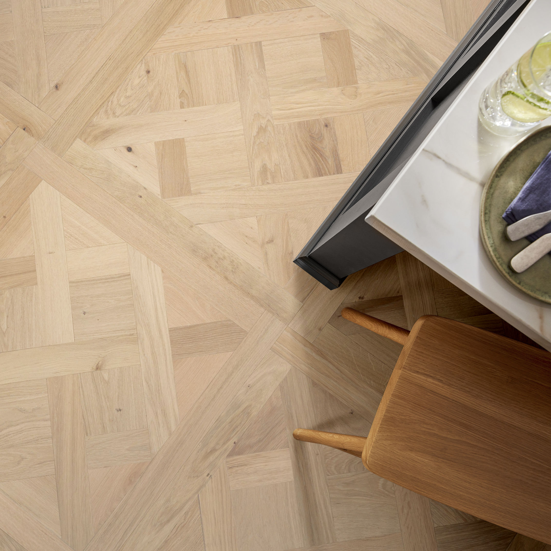 PROVINCIAL PARQUET PARCHMENT ROOM