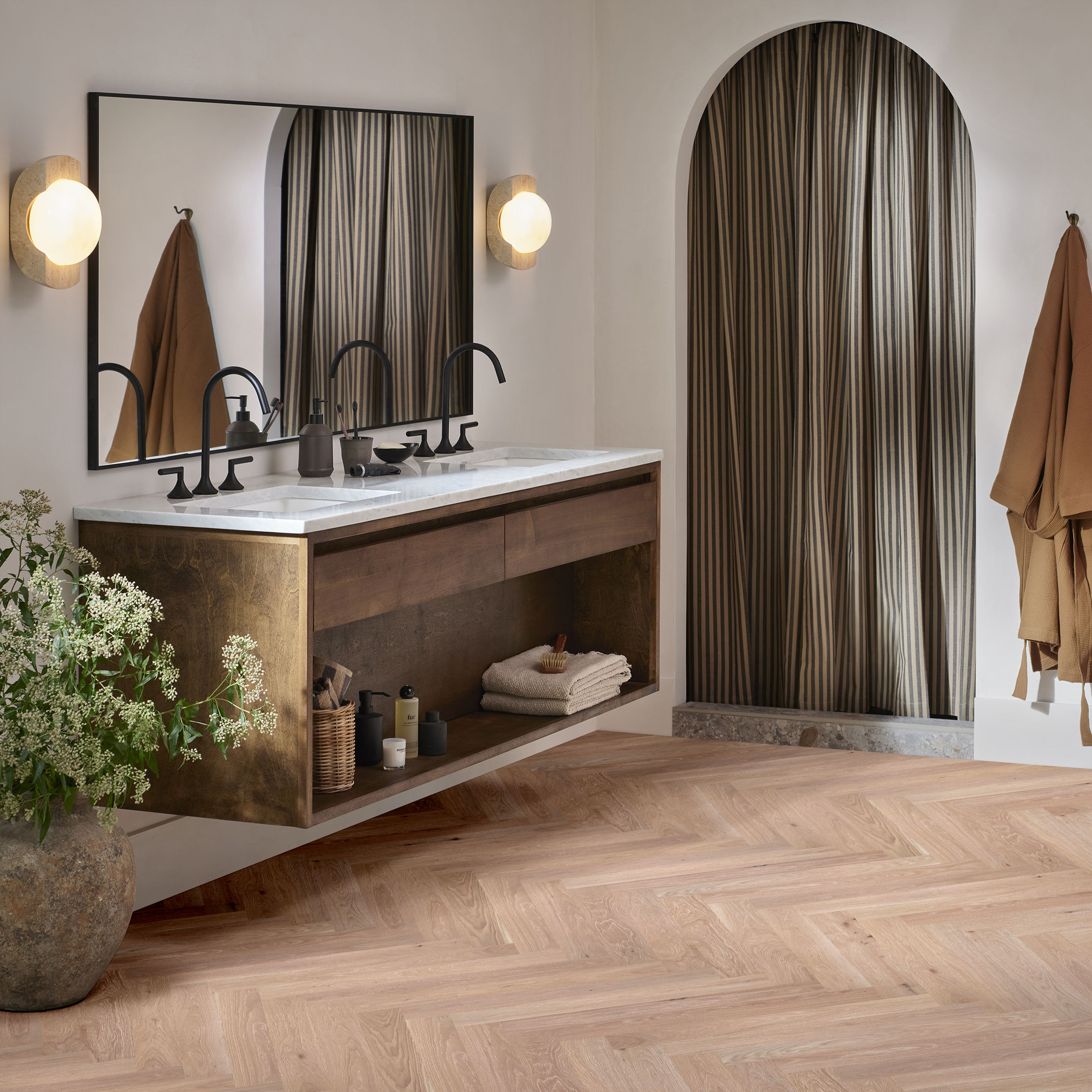 PROVINCIAL HERRINGBONE ASHEN ROOM