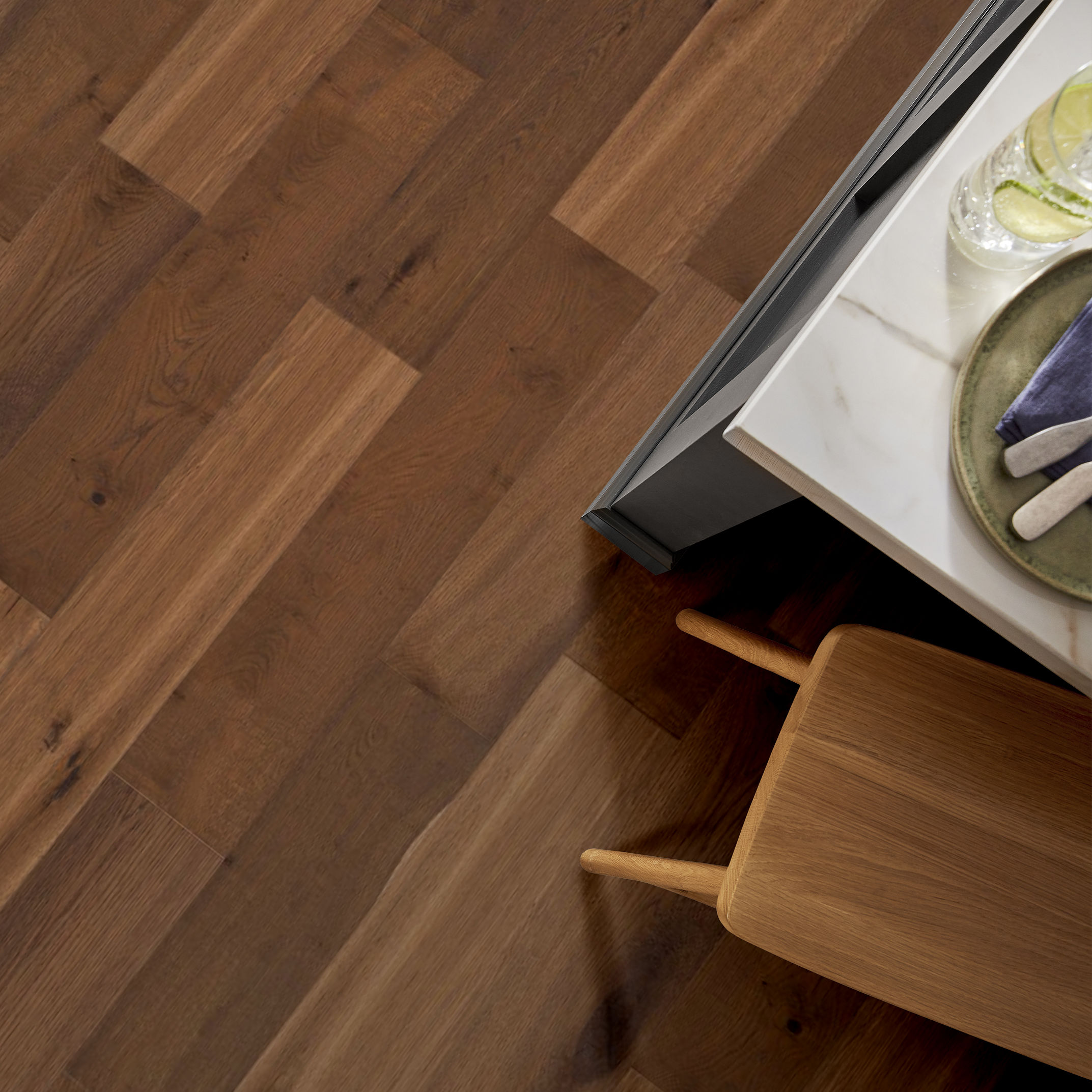 ARTISAN OAK BURNT UMBER ROOM