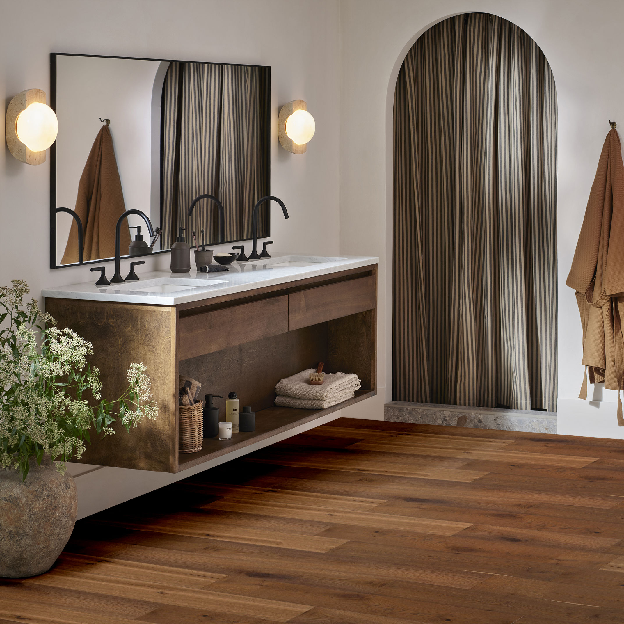 ARTISAN OAK BURNT UMBER ROOM