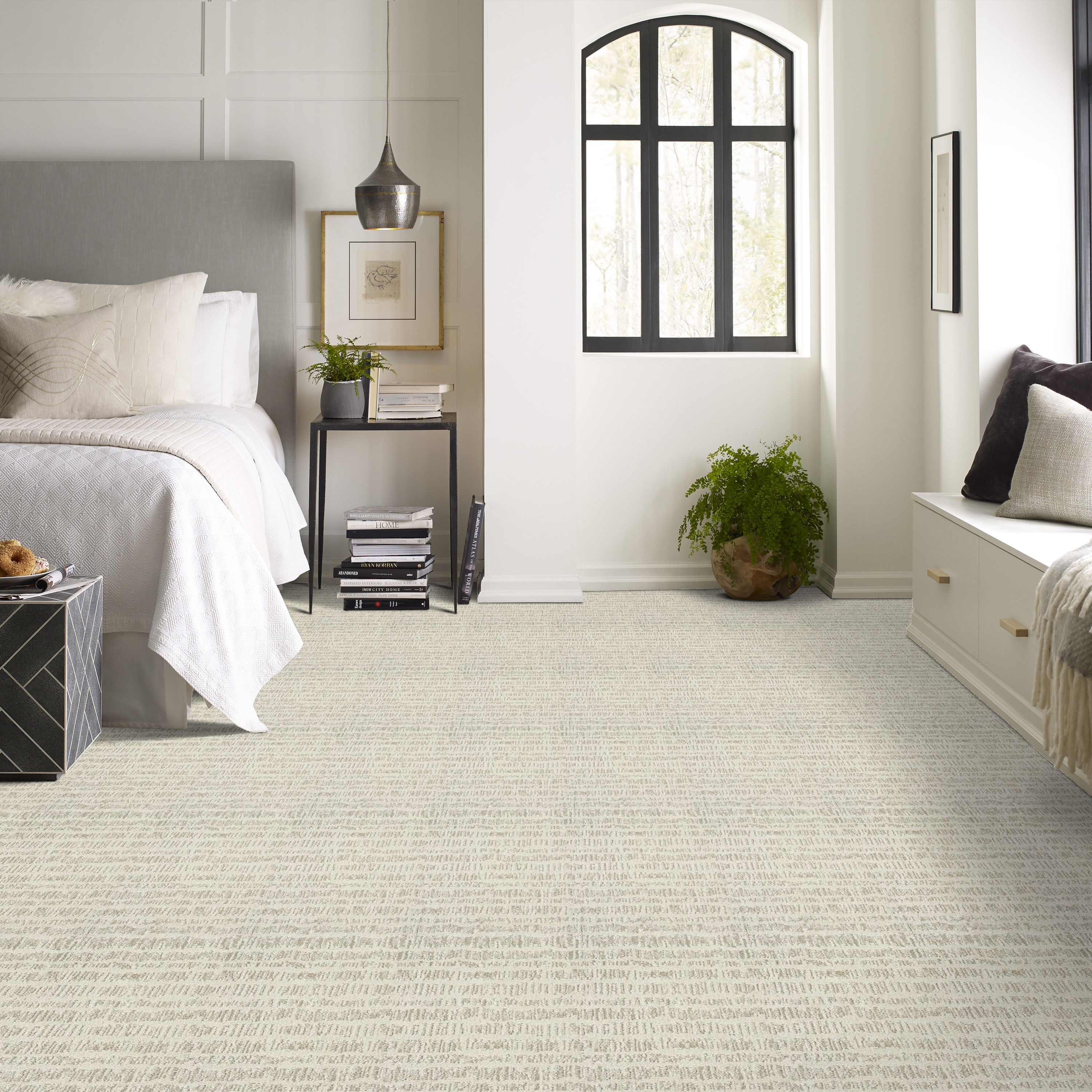 RESORT CHIC AWAKEN ROOM