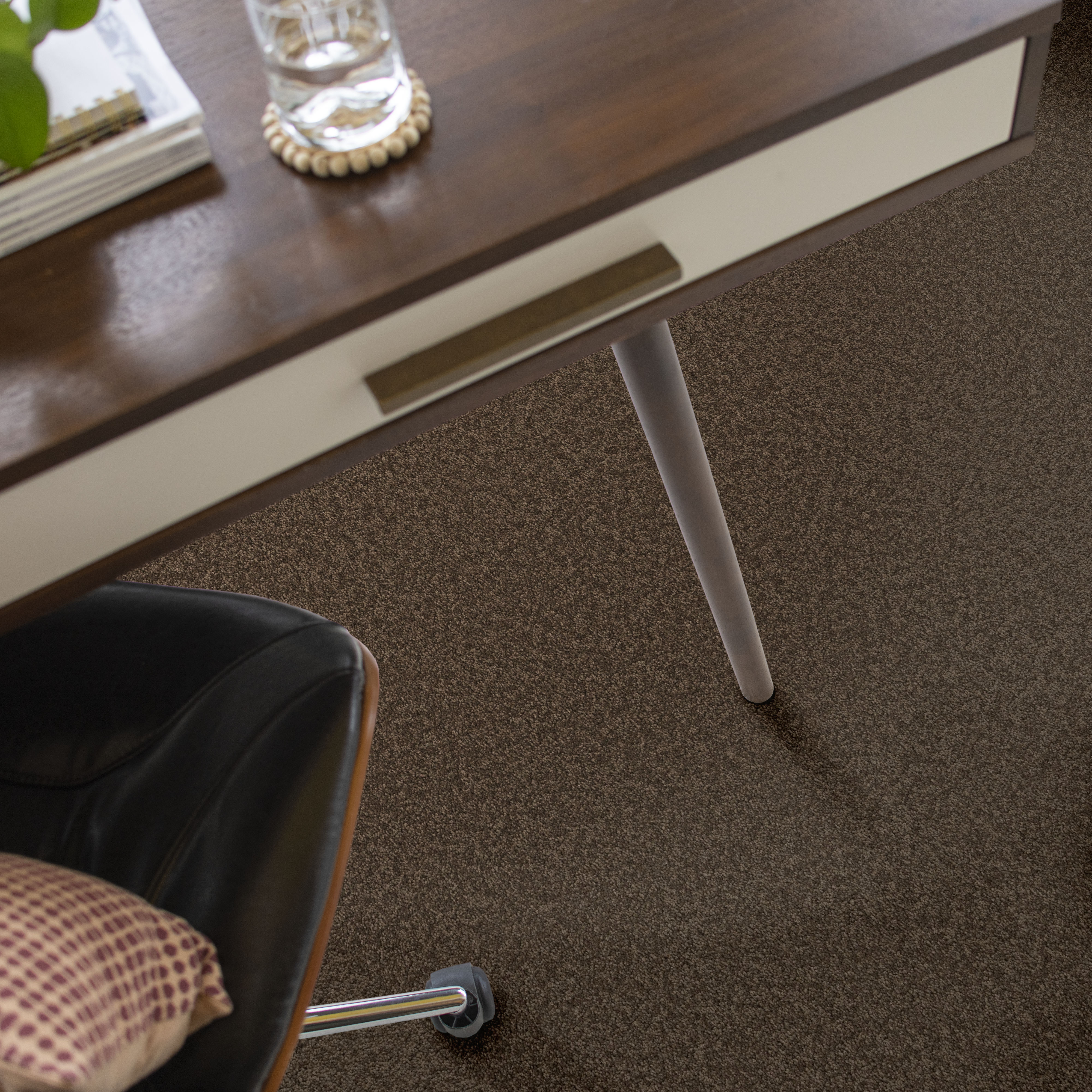 LAGUNA BEACH MAPLE ROOM