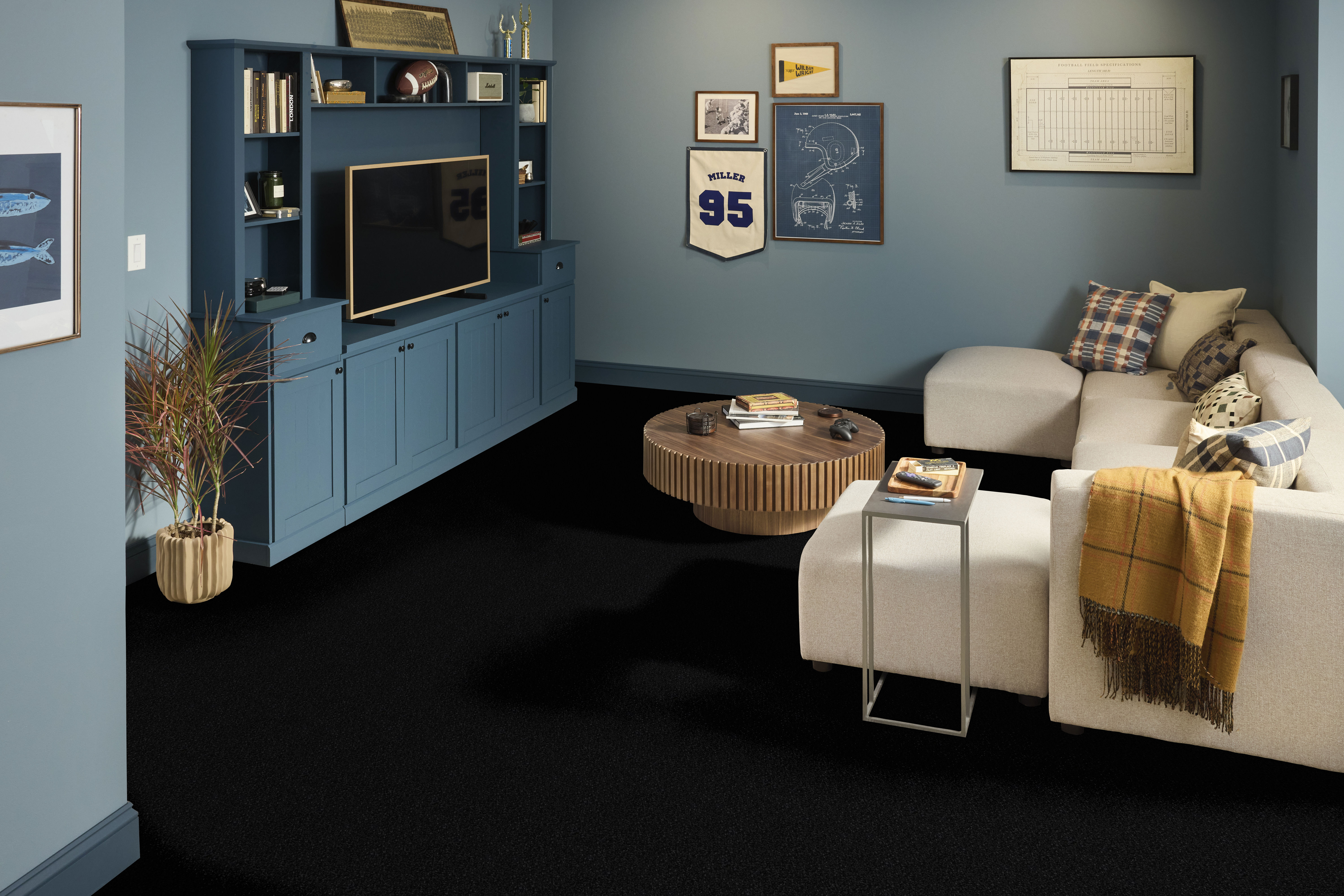 NEWBERN CLASSIC 12' COAL BLACK ROOM