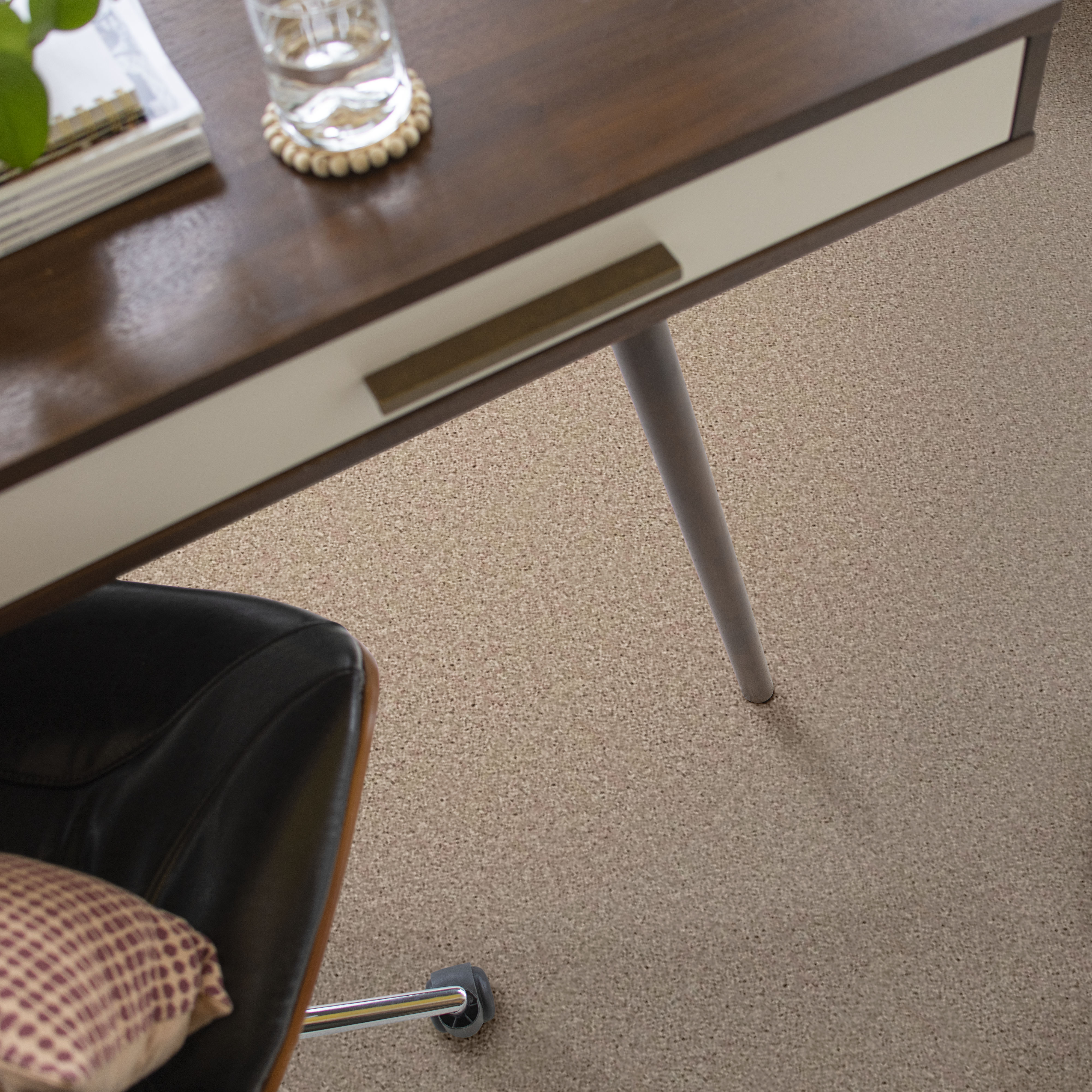 DREXEL HILL I 15 BARN BEAM ROOM