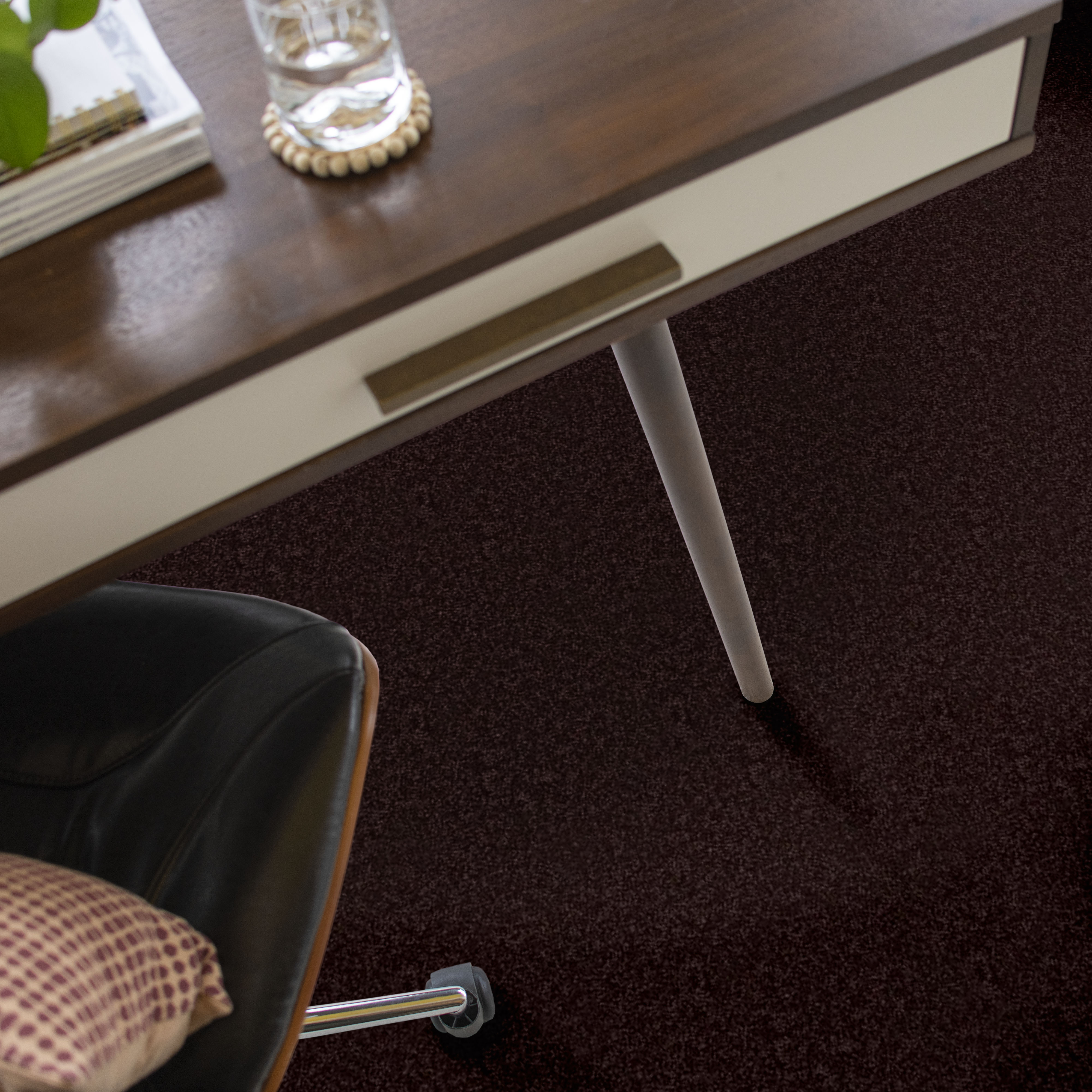 DREXEL HILL III 12' ROYAL PURPLE ROOM