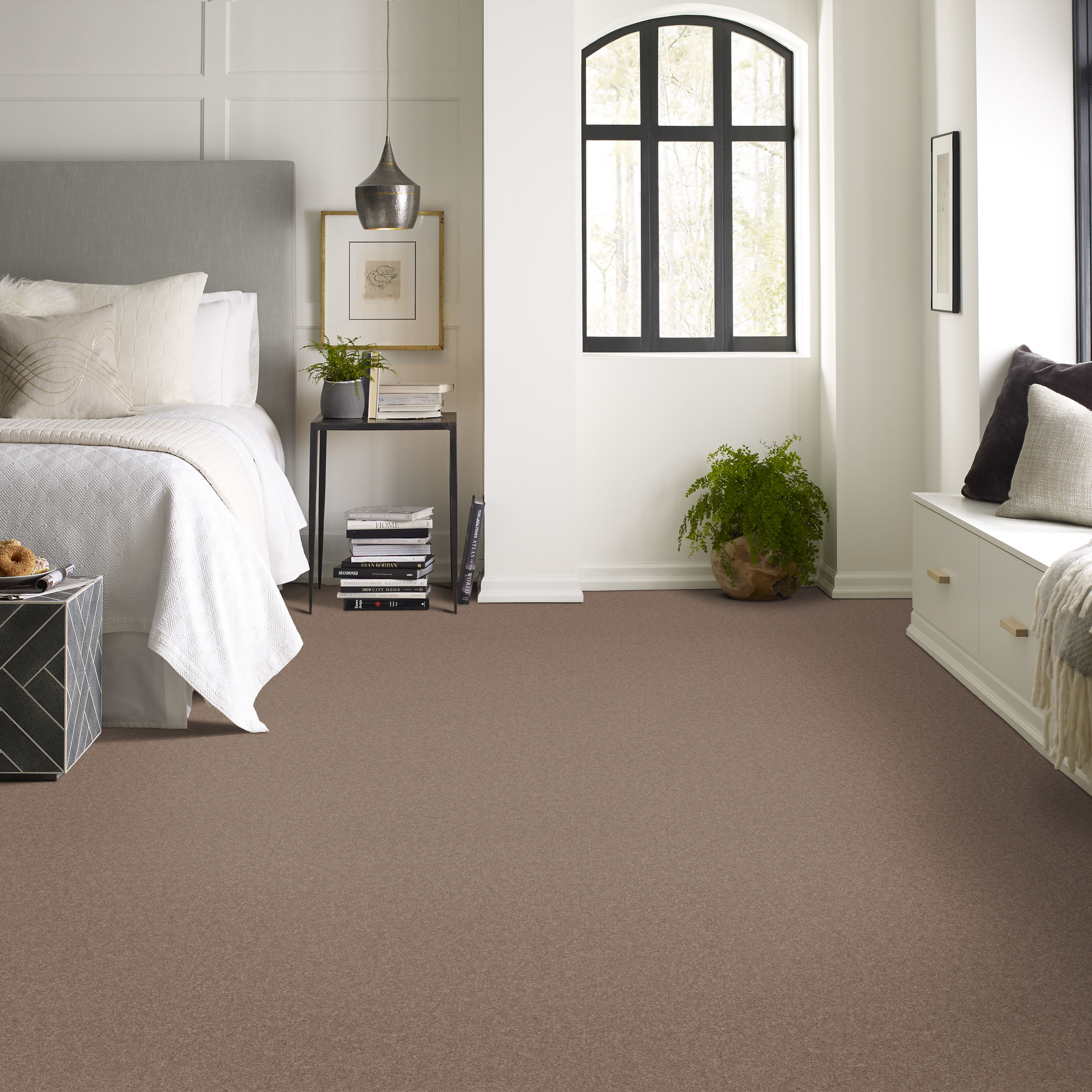 TURN THE PAGE I 15' PEBBLE CREEK ROOM