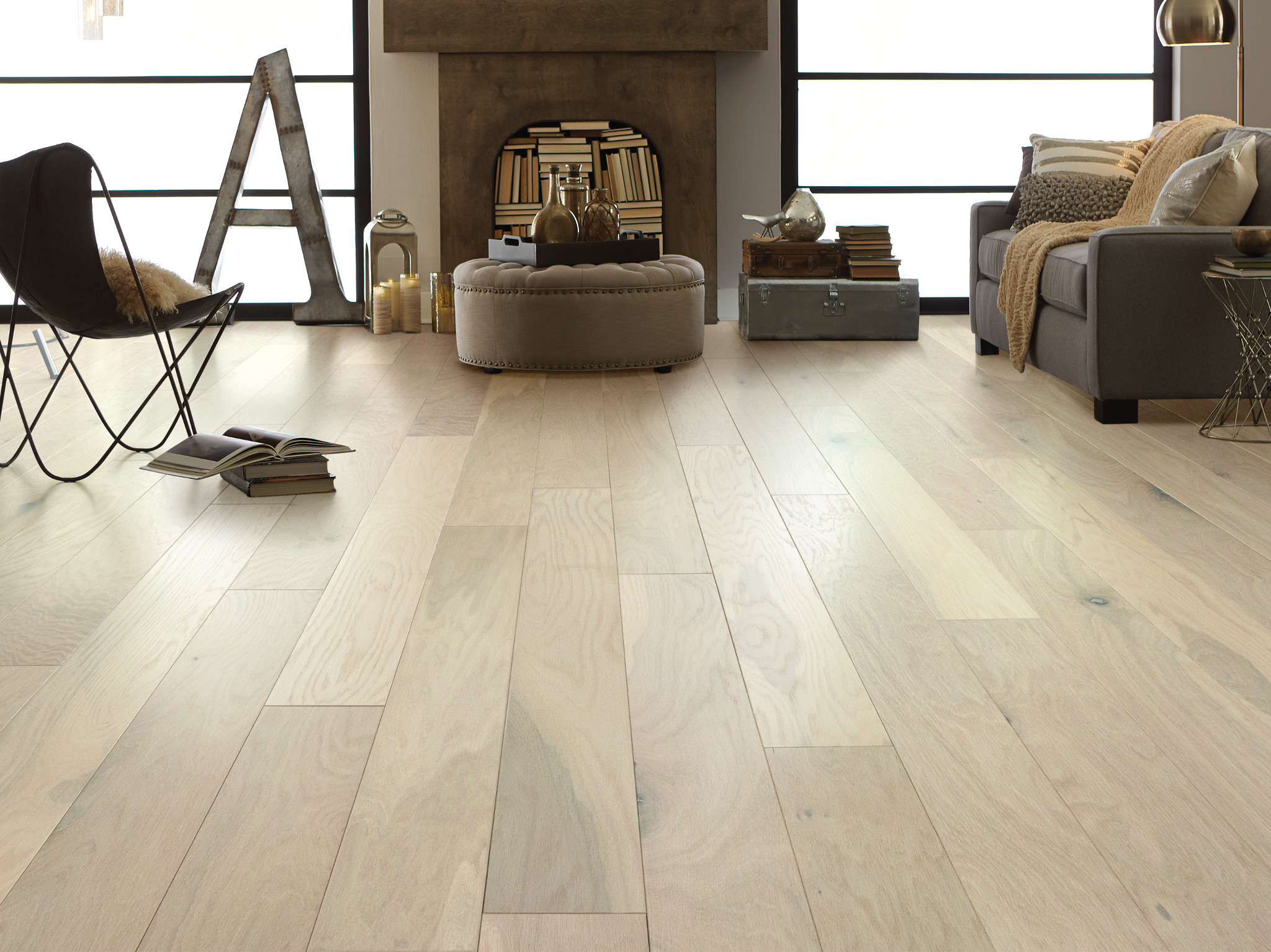 Pillar Oak - Limestone - HW705_01074