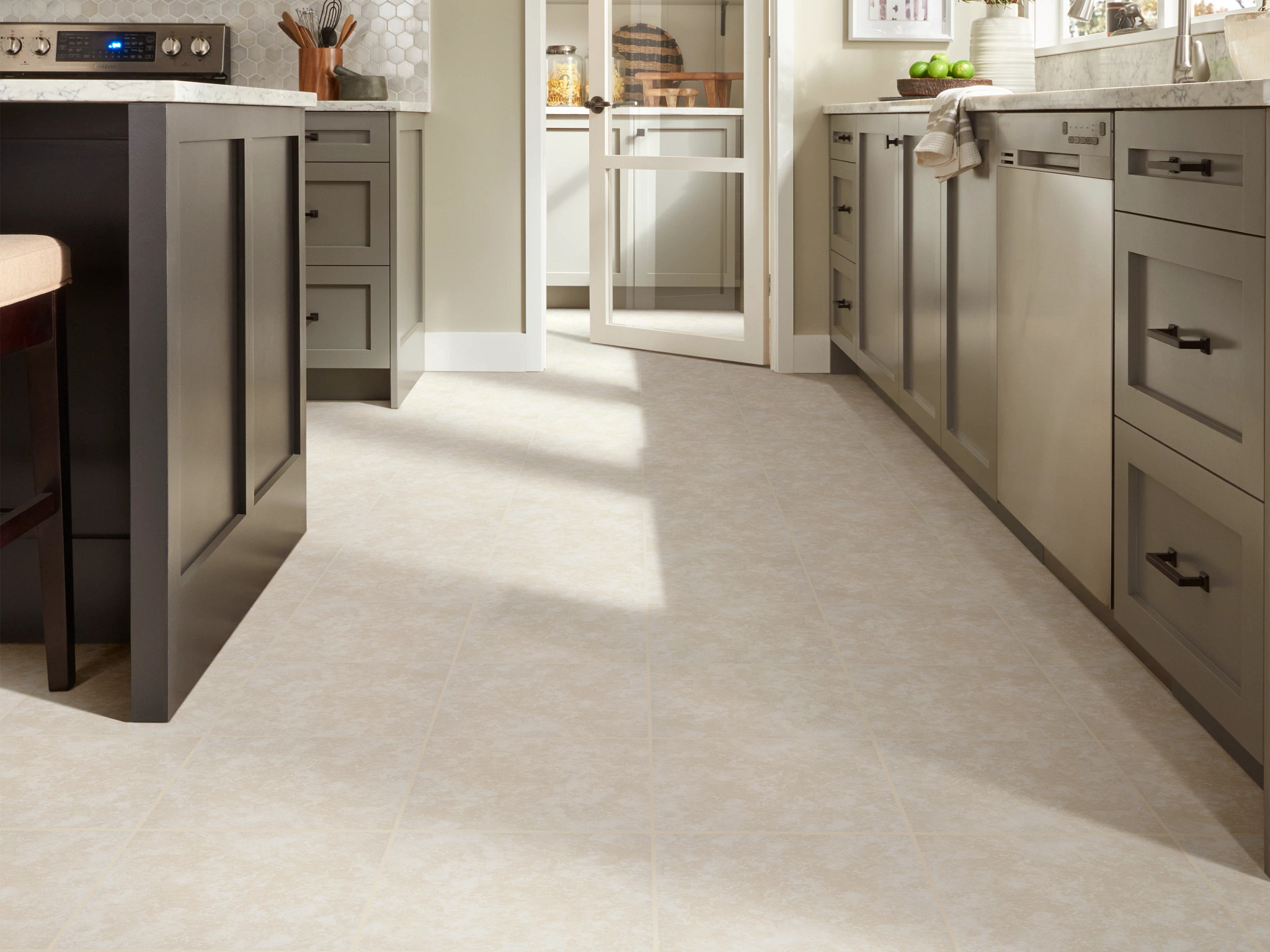 Brilliance 13X13 - Intrinsic - MF008_00150