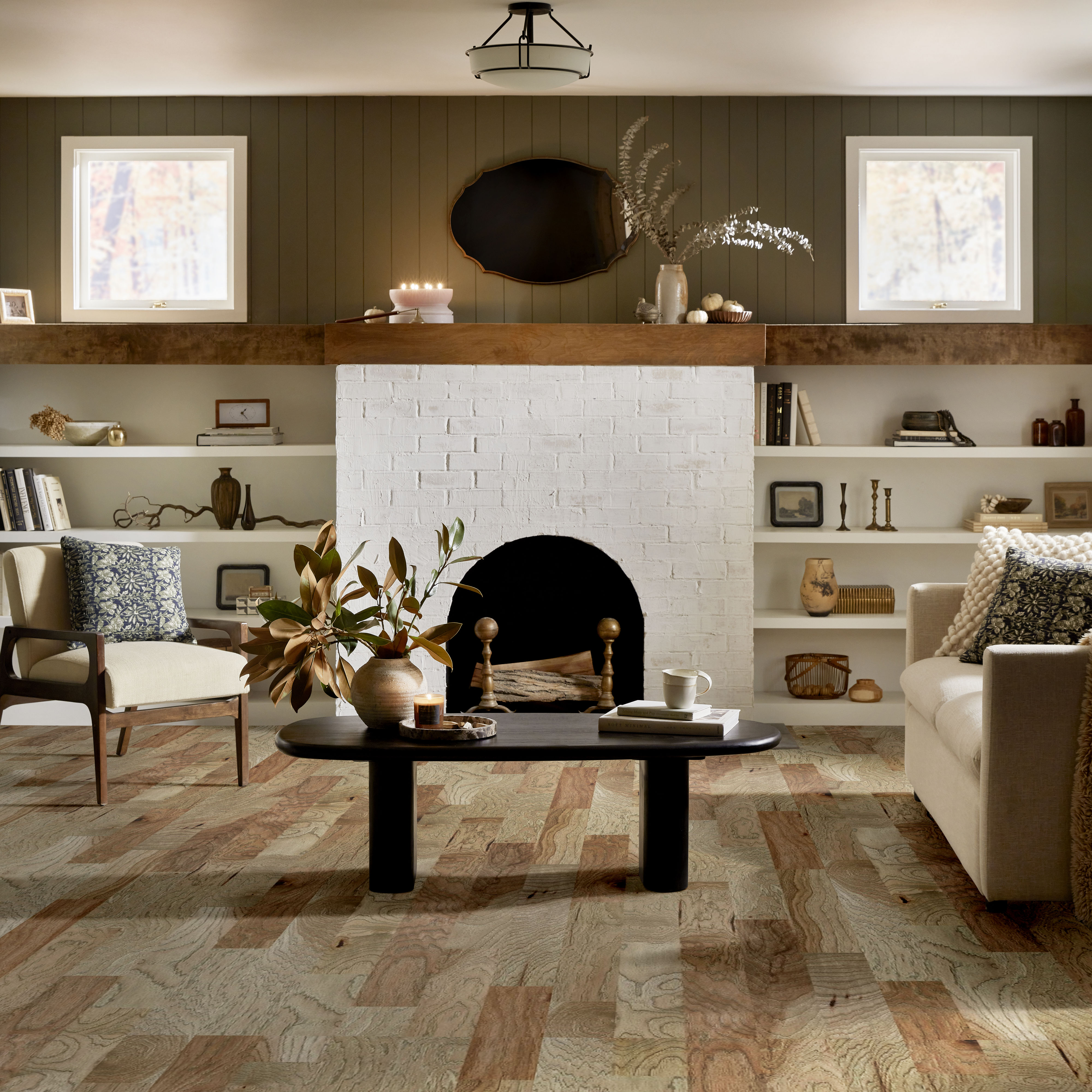 HAYDEN HICKORY HONEY GLOW ROOM