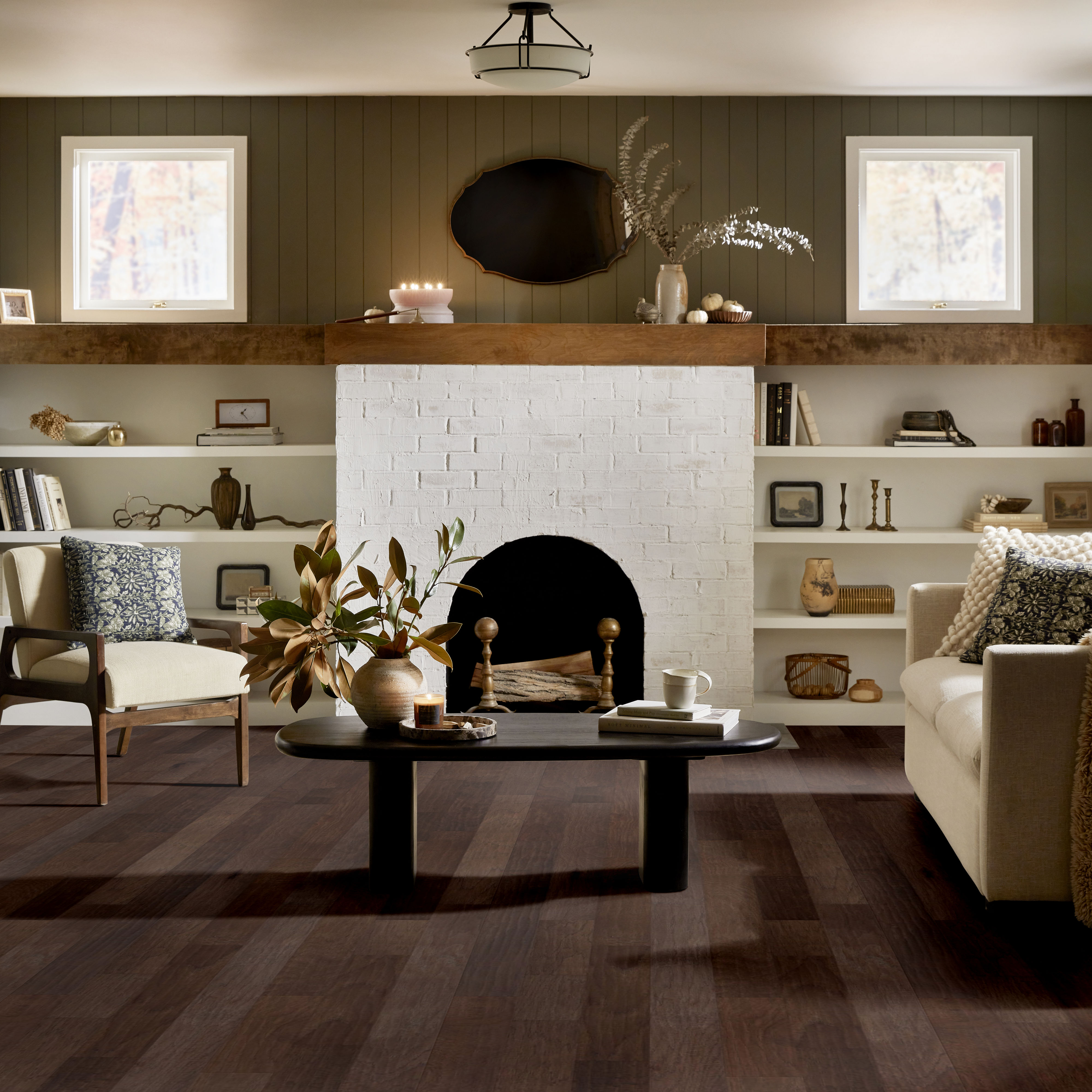 PEBBLE HILL HICKORY 5 SHEARLING ROOM