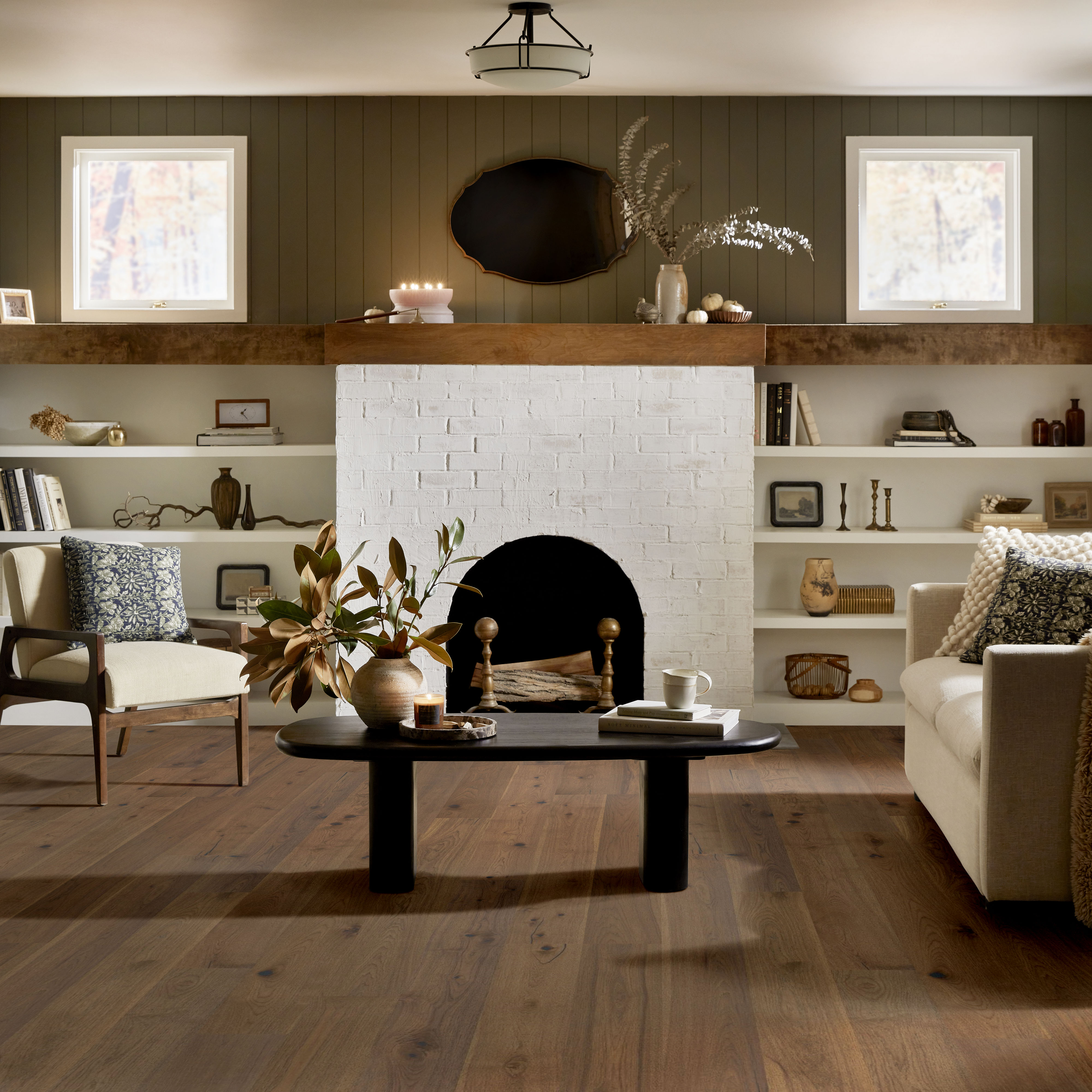 CASTLEWOOD HICKORY ROMANESQUE ROOM