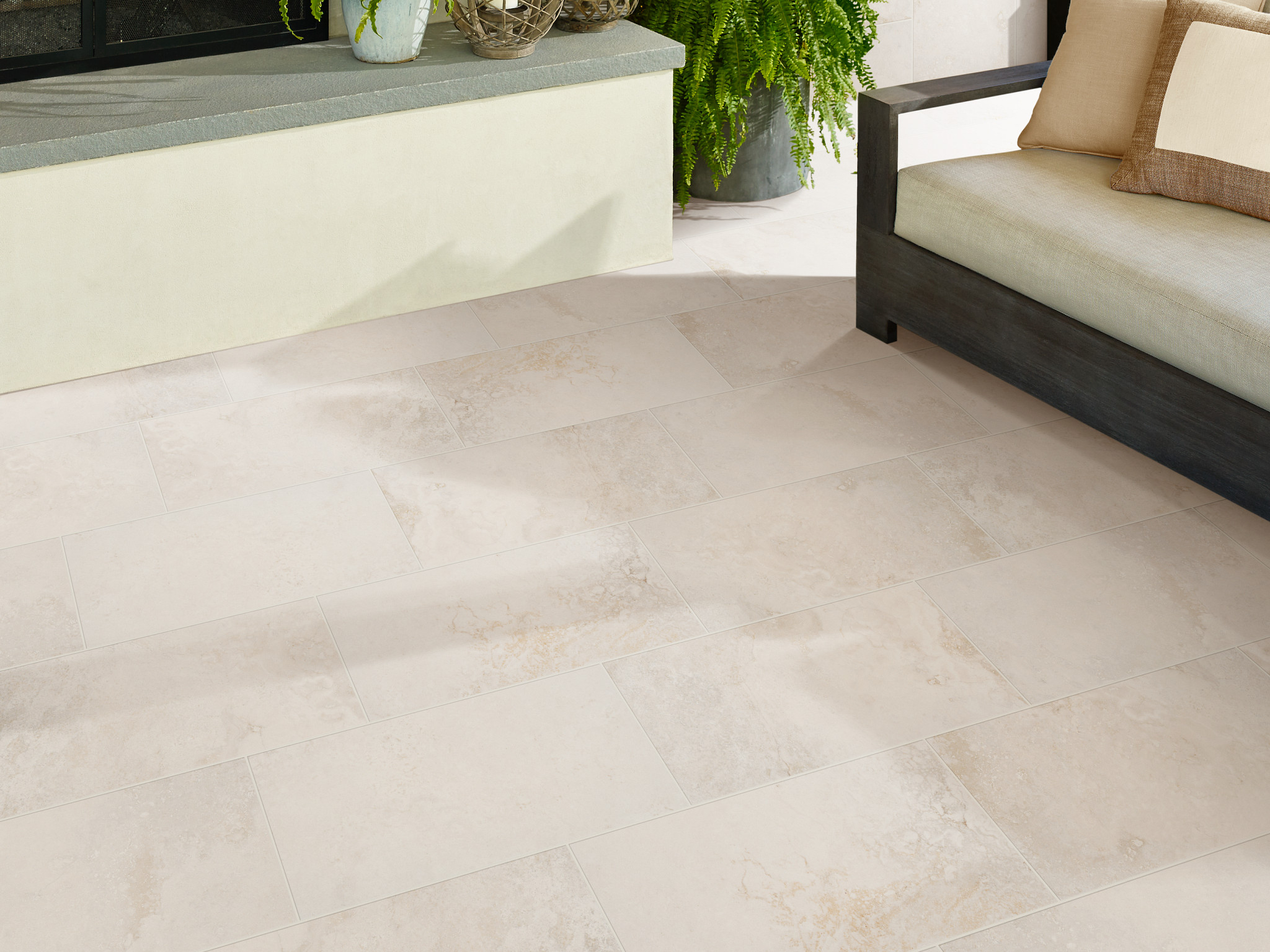 Traverse 12X24 Cc TG79H 00100 | Shaw Builder Flooring