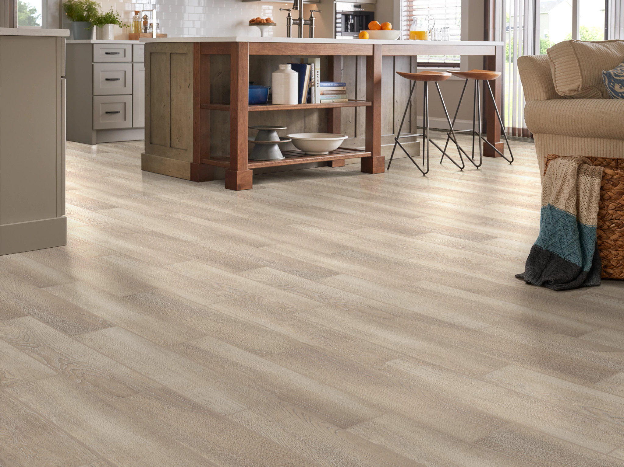 Bliss 6X36 TG91E 00200 | Shaw Builder Flooring