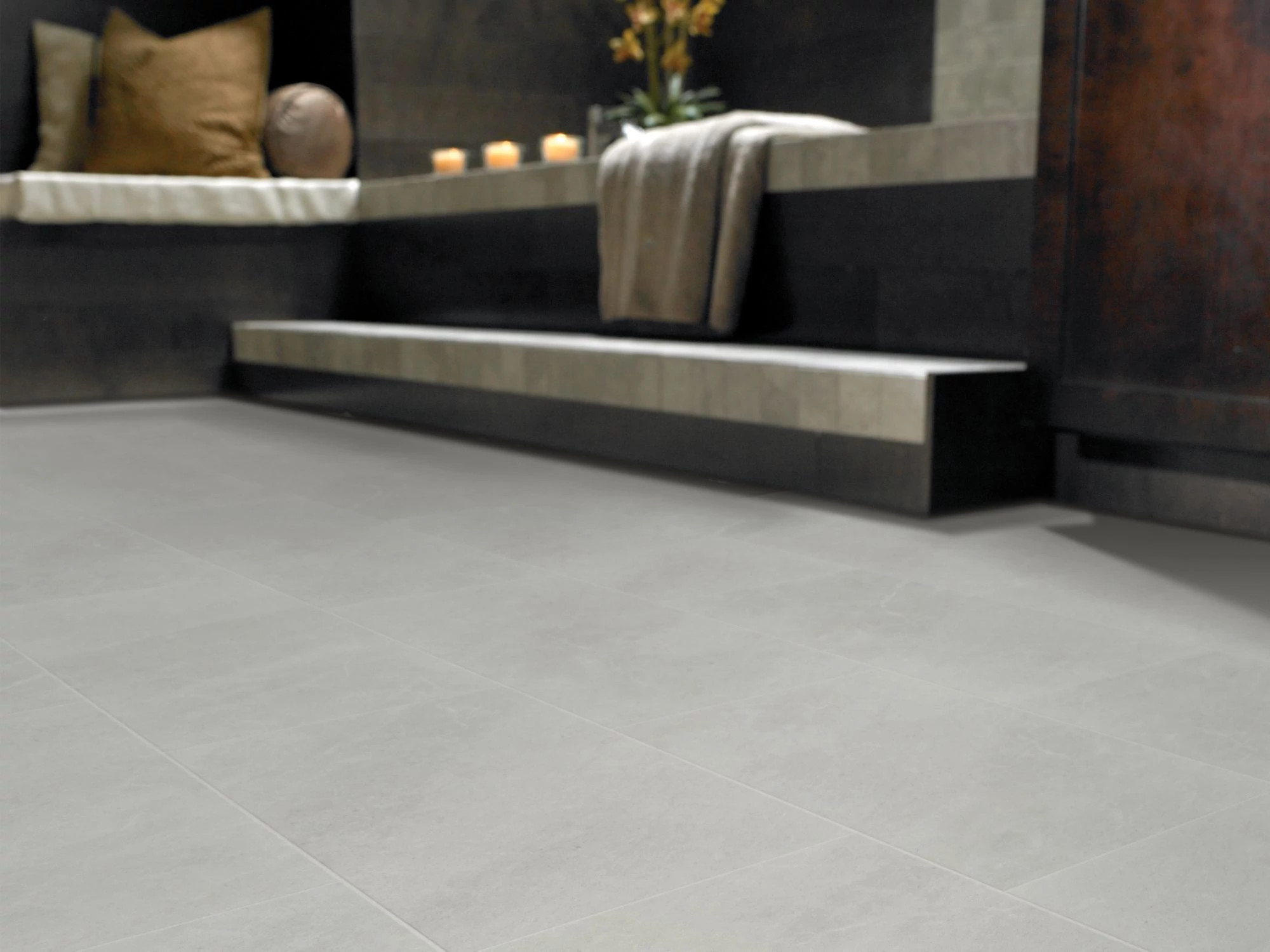 Serenity Mosaic TGJ92 00100 | Shaw Builder Flooring