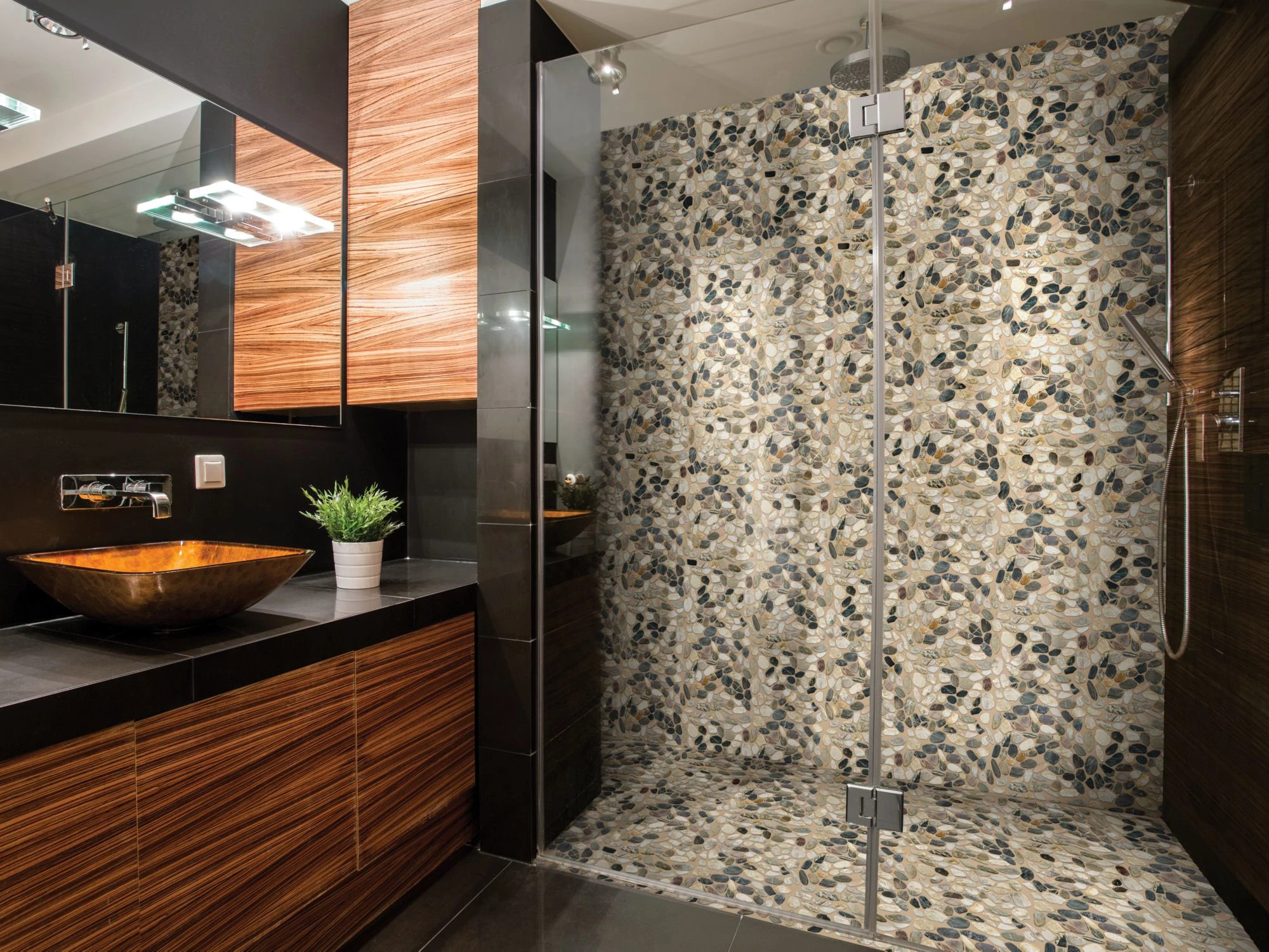 River Rock Sliced Mosaic - Bora Wilderness - TGL64_00701