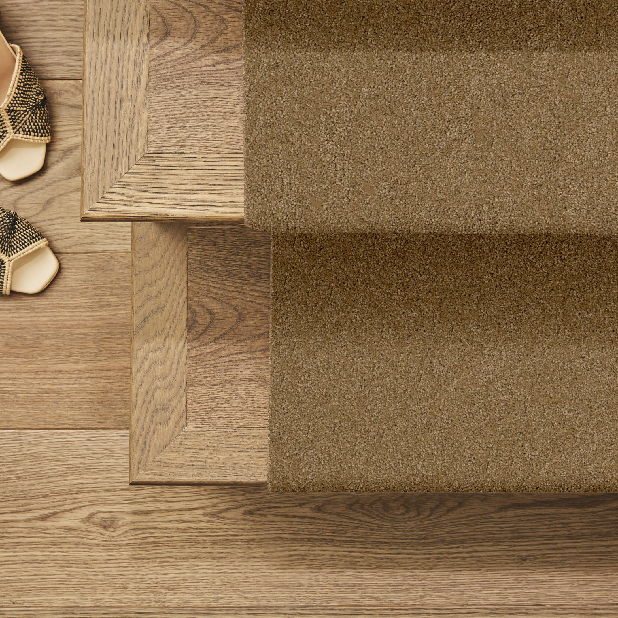 SERENDIPITY I TIGER EYE ROOM