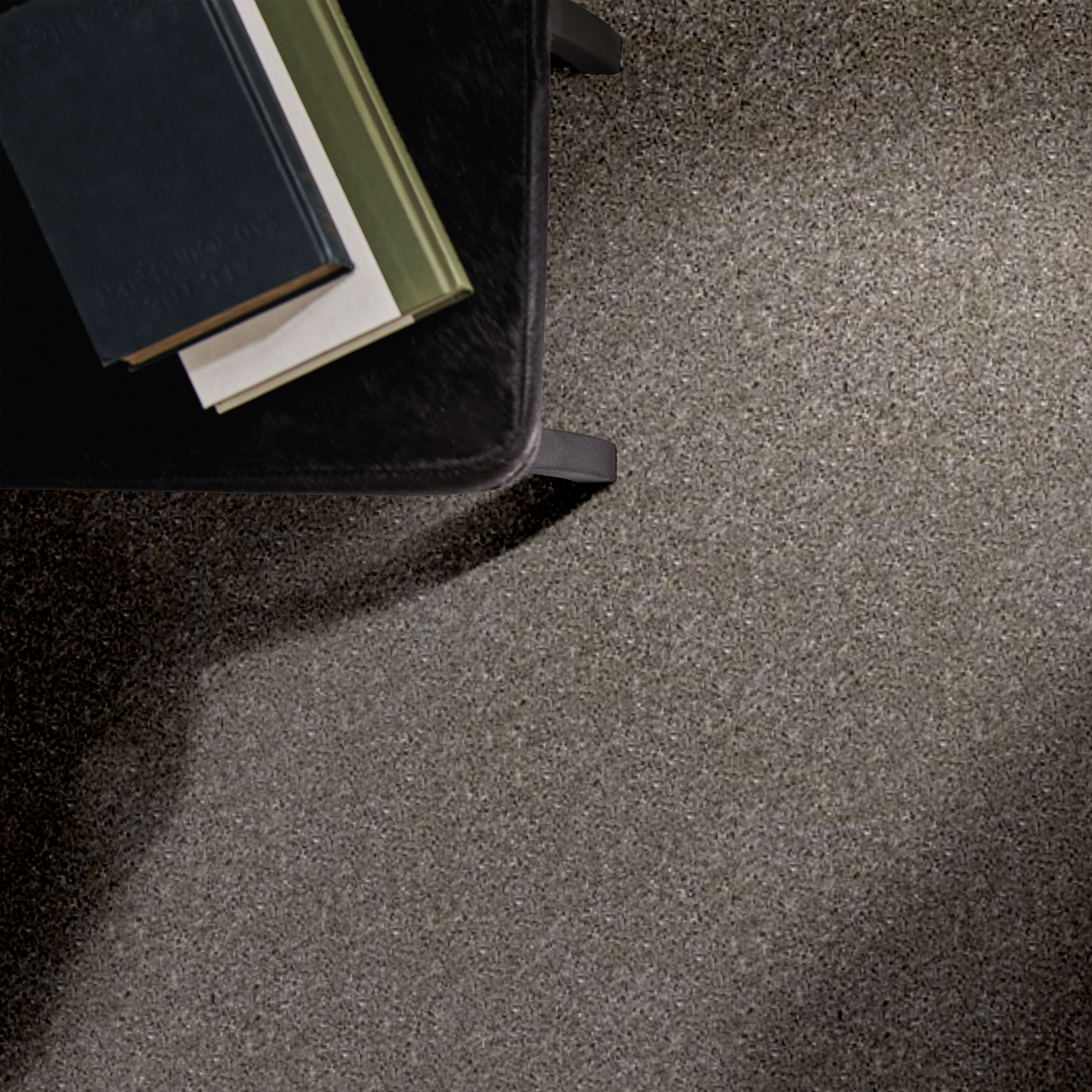 SERENDIPITY I TITANIUM ROOM