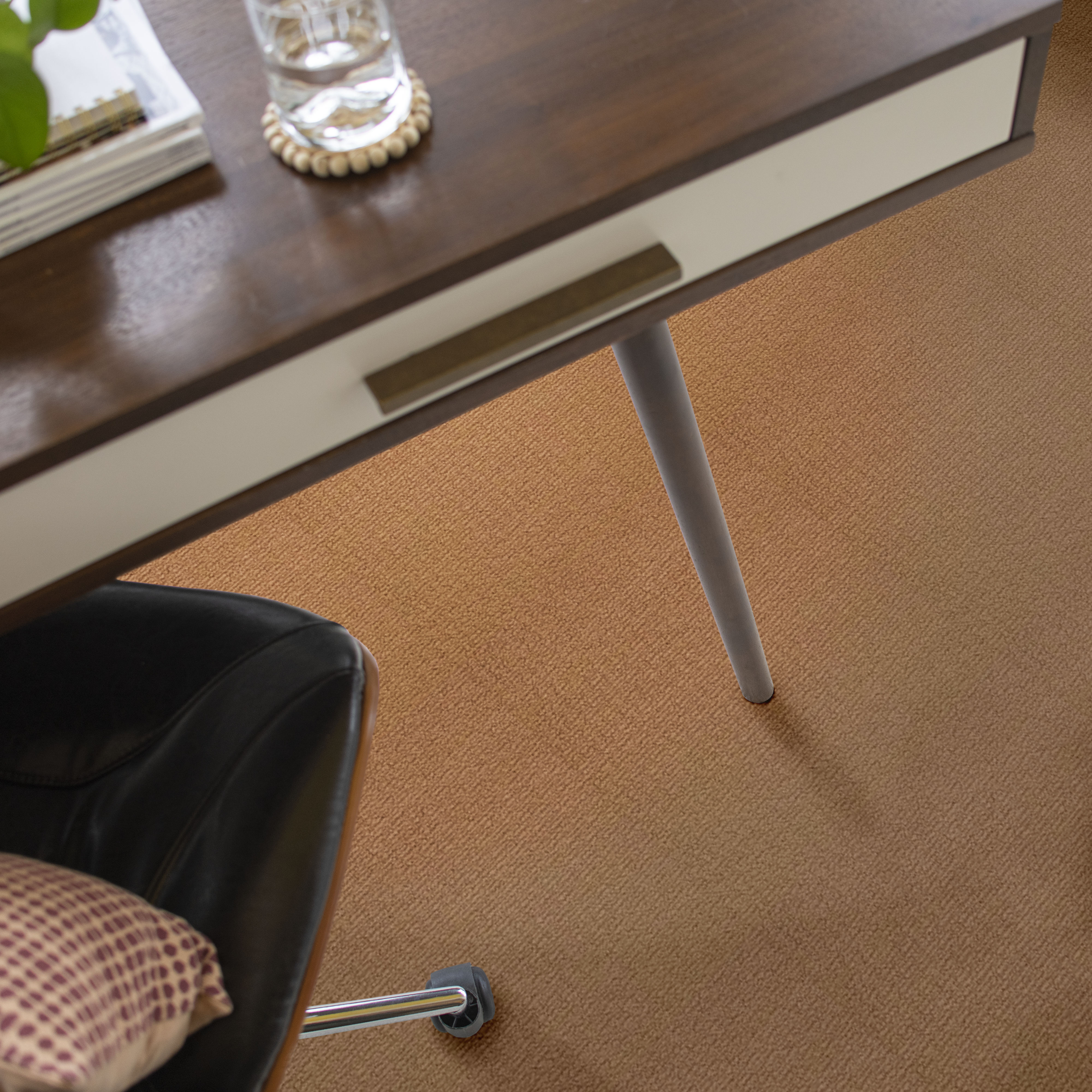 CASUAL MOOD ENGLISH SCONE ROOM