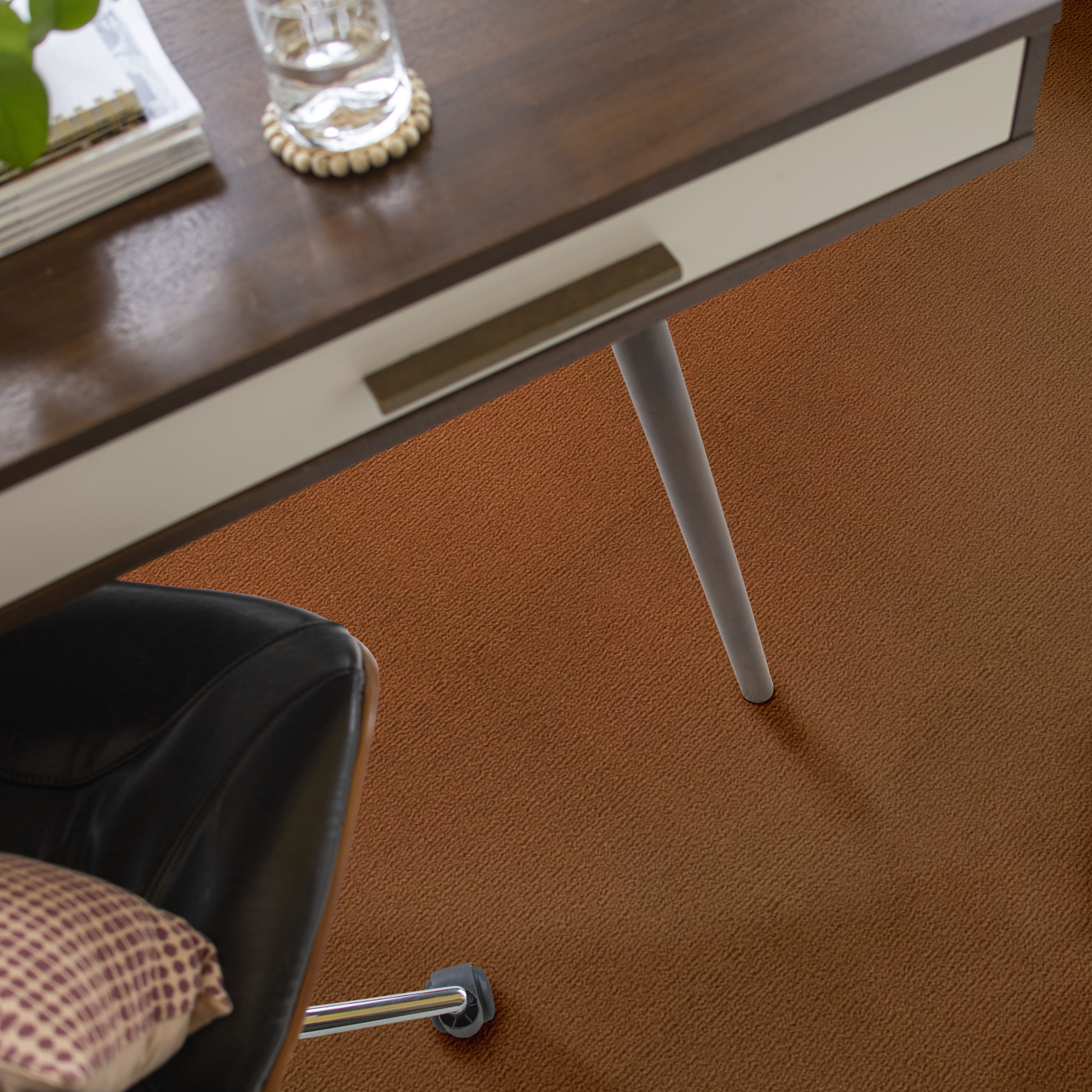 CASUAL MOOD SUN BAKED ROOM